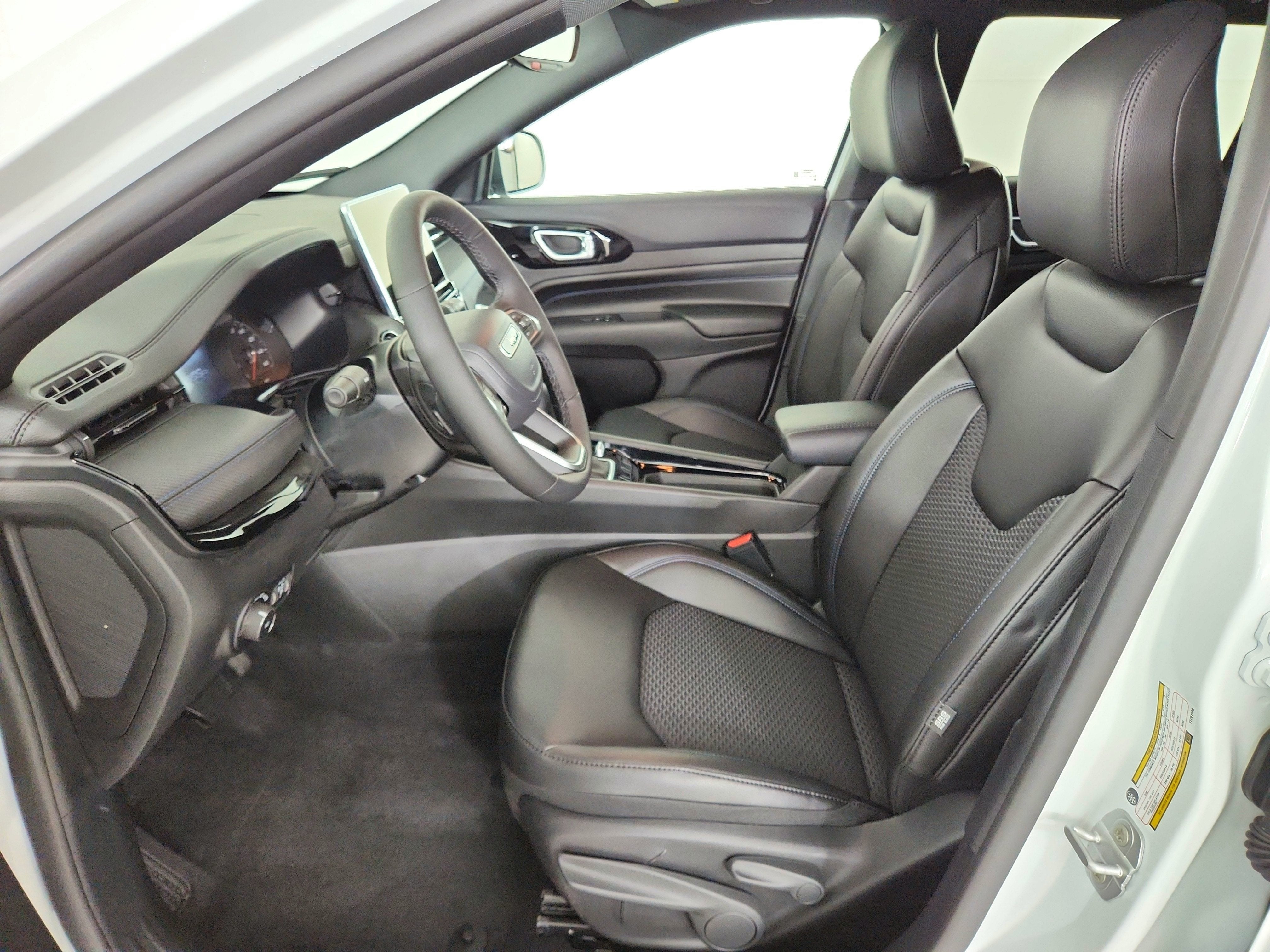 2026 Jeep Compass Latitude Altitude 4x4