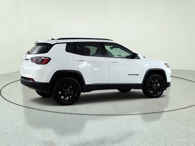 2026 Jeep Compass Latitude Altitude 4x4