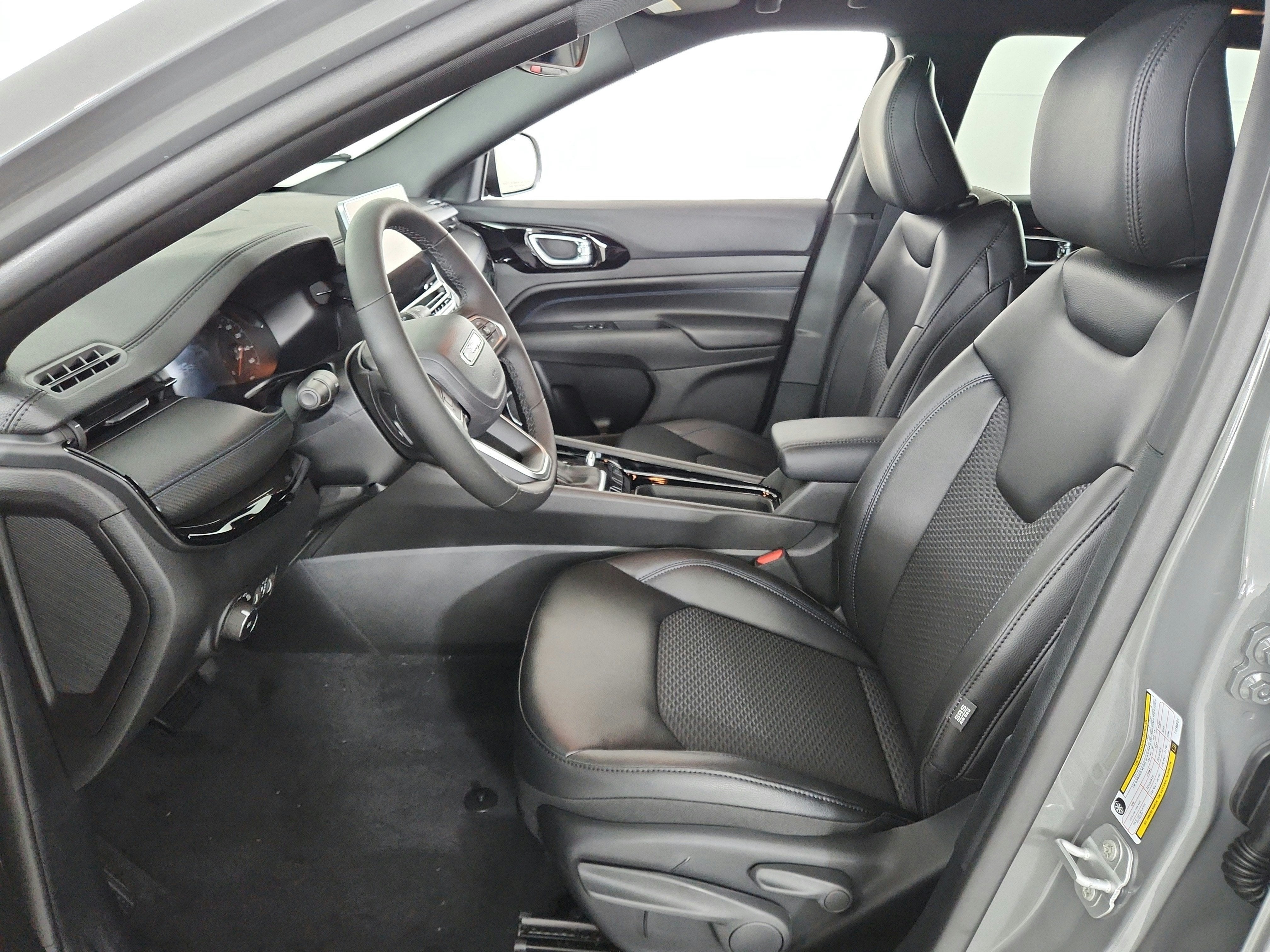 2026 Jeep Compass Latitude Altitude 4x4