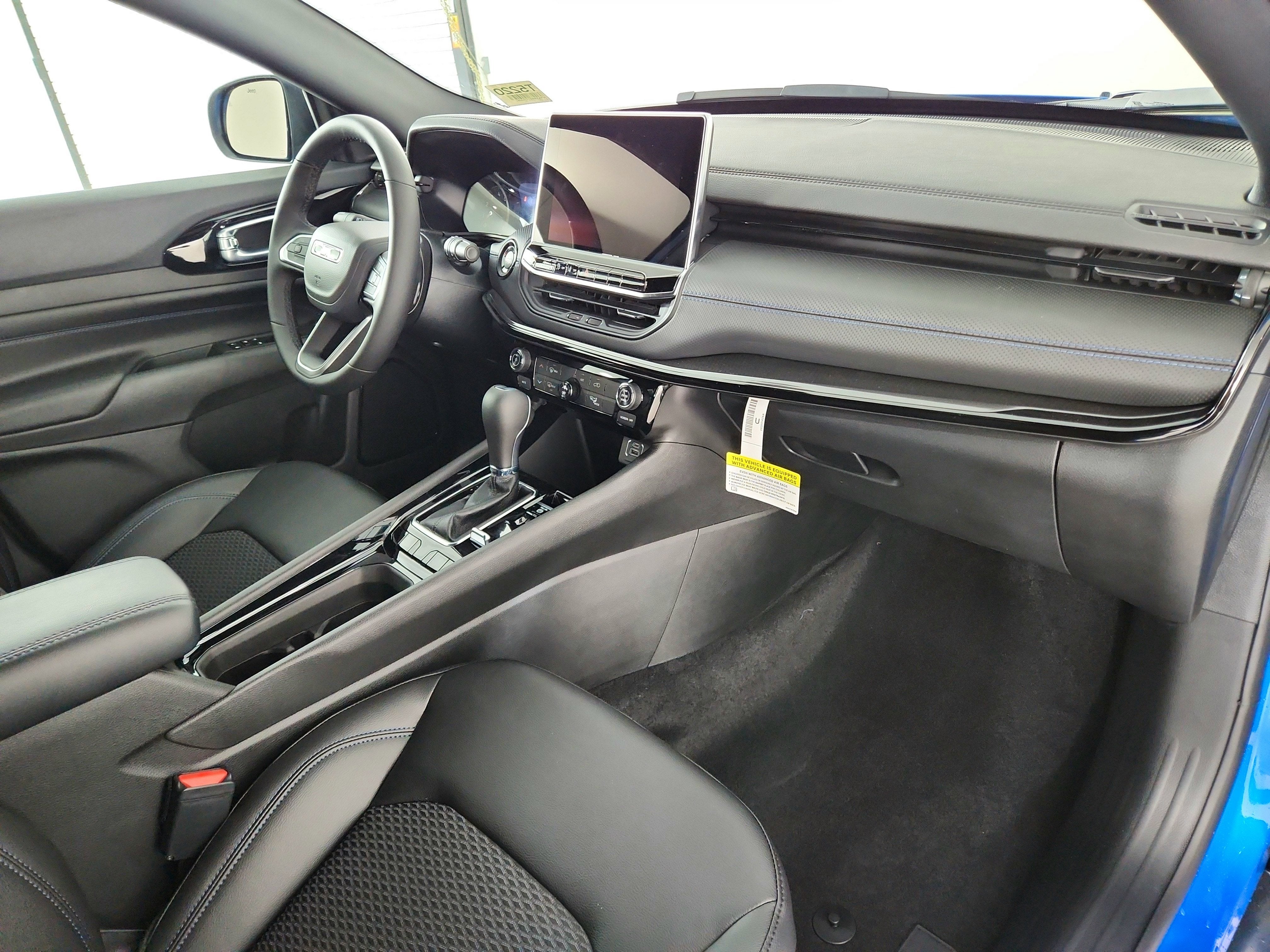 2026 Jeep Compass JEEP COMPASS LATITUDE 4X4