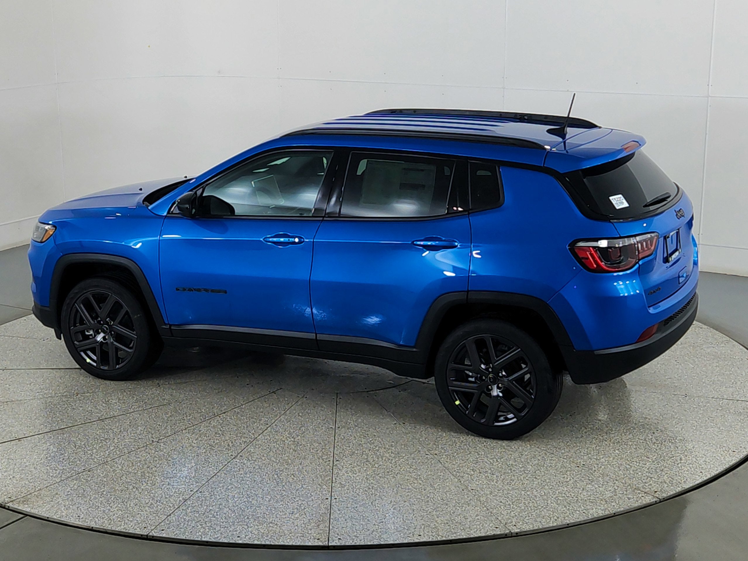 2026 Jeep Compass JEEP COMPASS LATITUDE 4X4