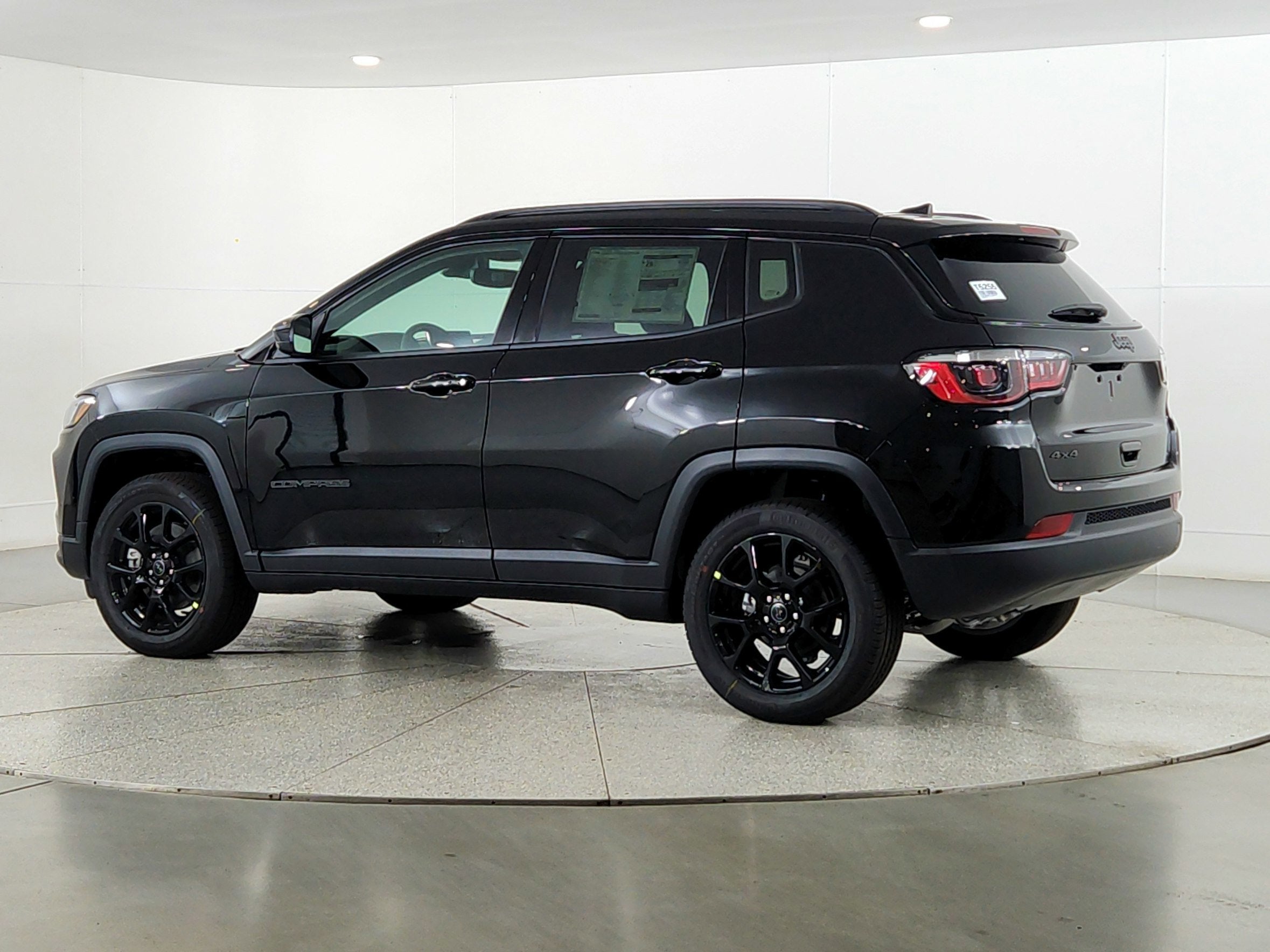 2026 Jeep Compass JEEP COMPASS LATITUDE 4X4