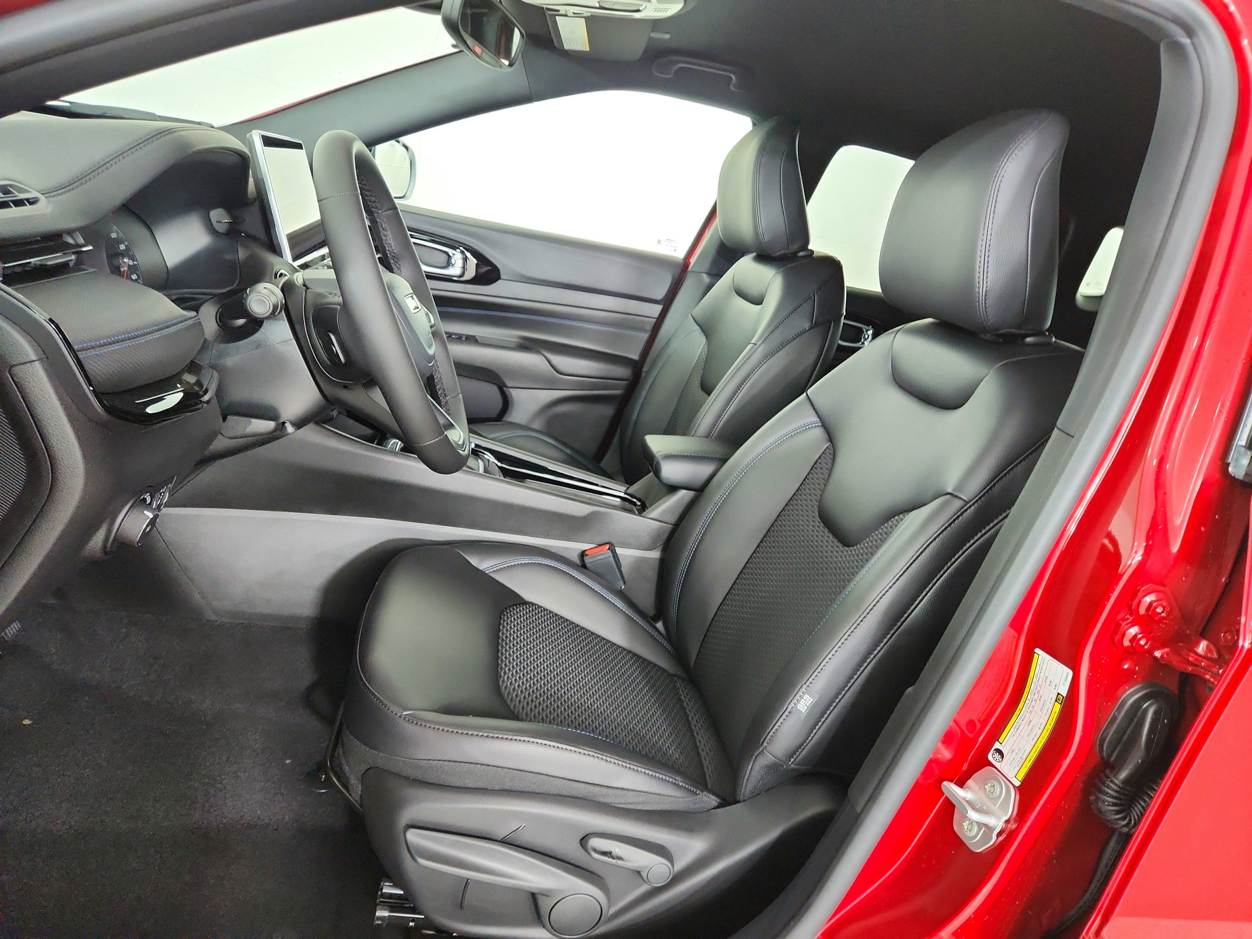 2026 Jeep Compass JEEP COMPASS LATITUDE 4X4