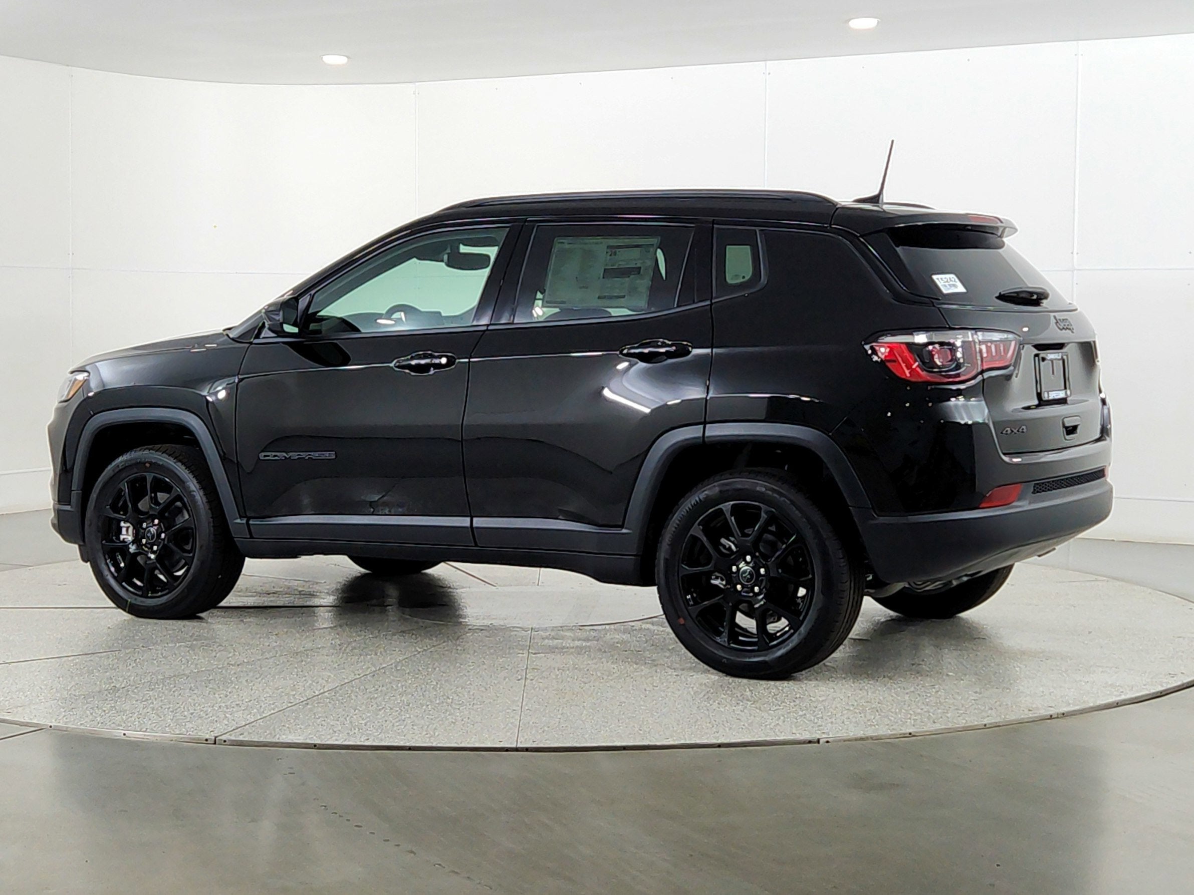 2026 Jeep Compass JEEP COMPASS LATITUDE 4X4