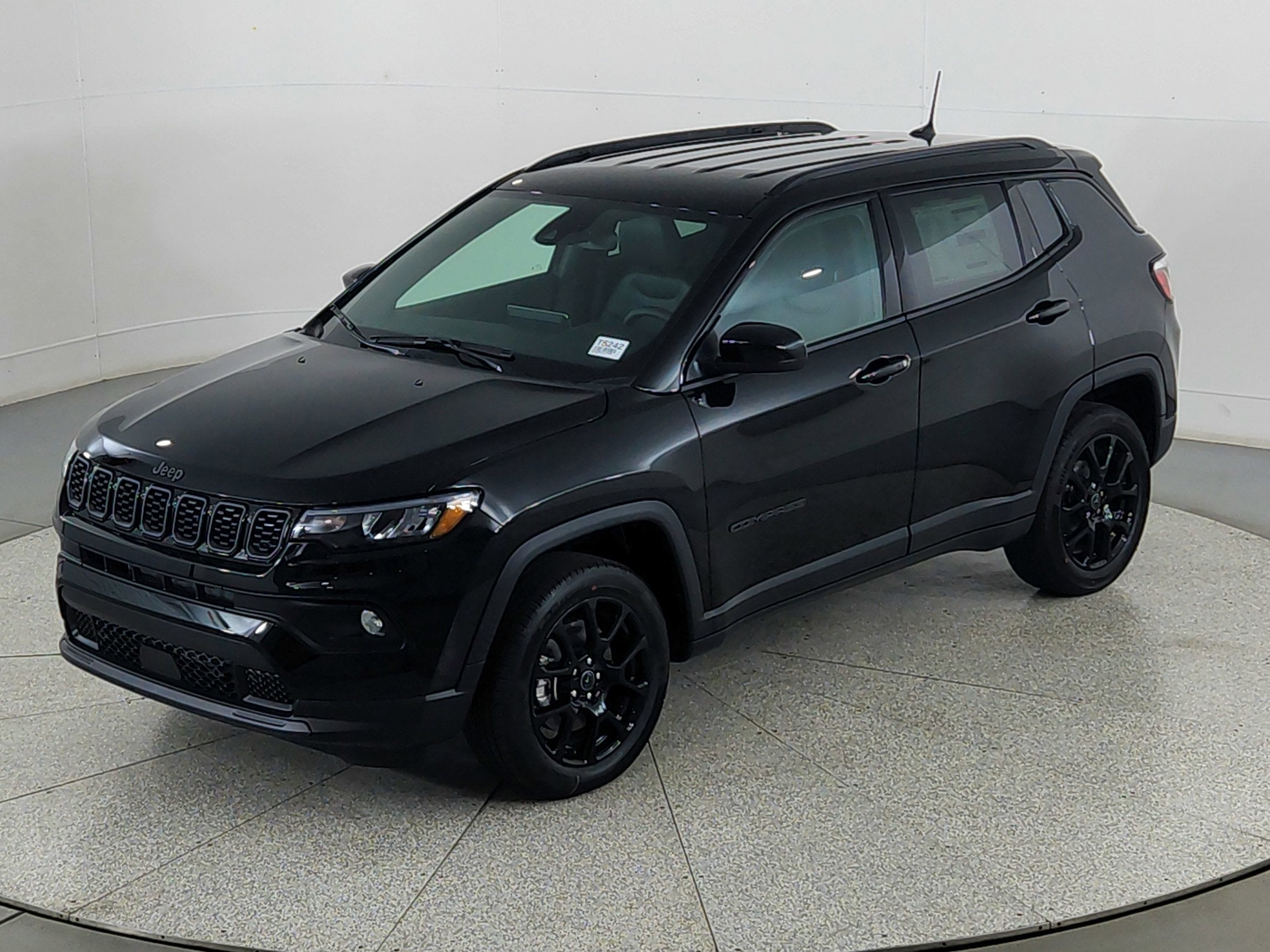 2026 Jeep Compass JEEP COMPASS LATITUDE 4X4
