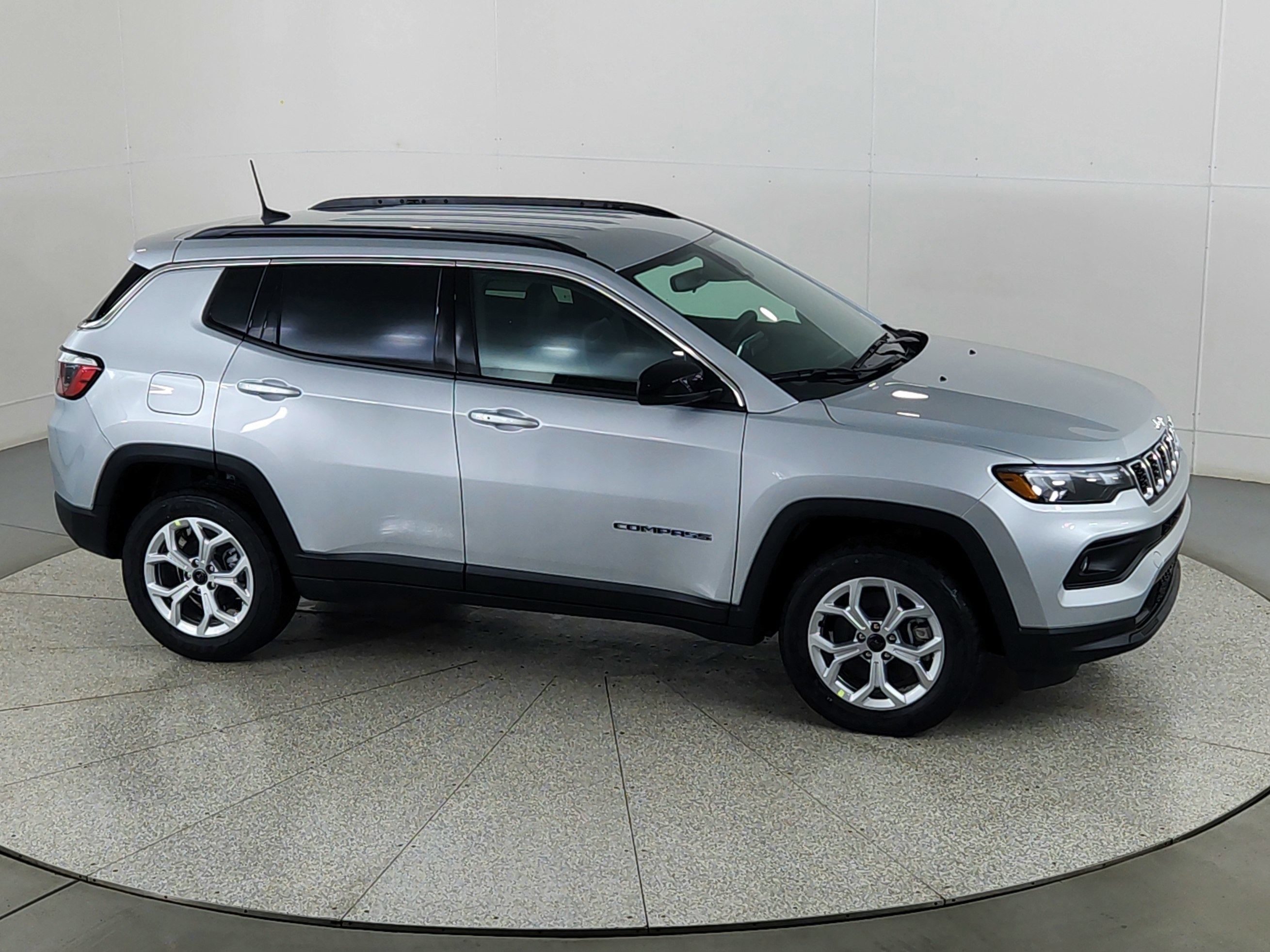 2026 Jeep Compass JEEP COMPASS LATITUDE 4X4