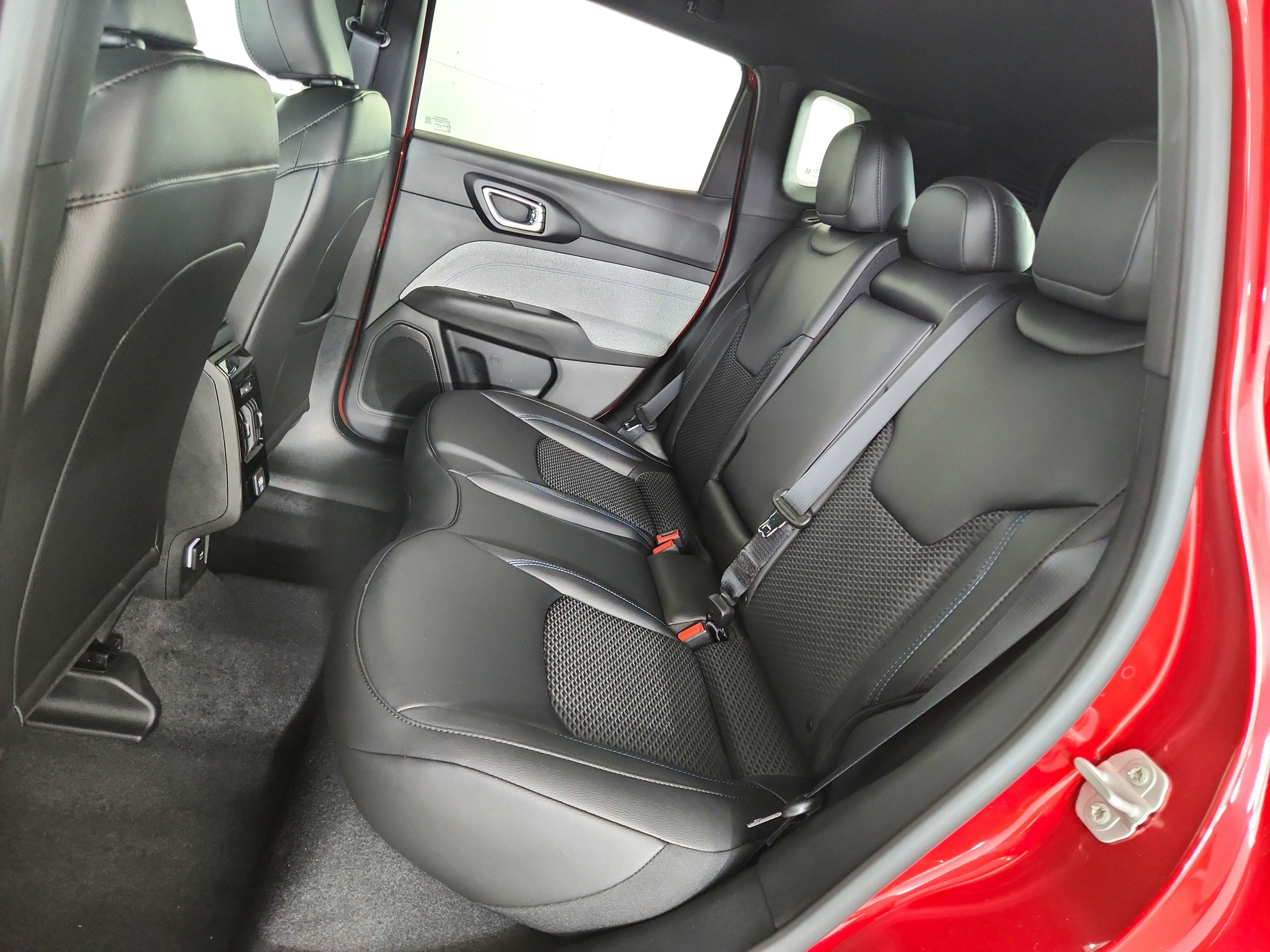 2026 Jeep Compass JEEP COMPASS LATITUDE 4X4