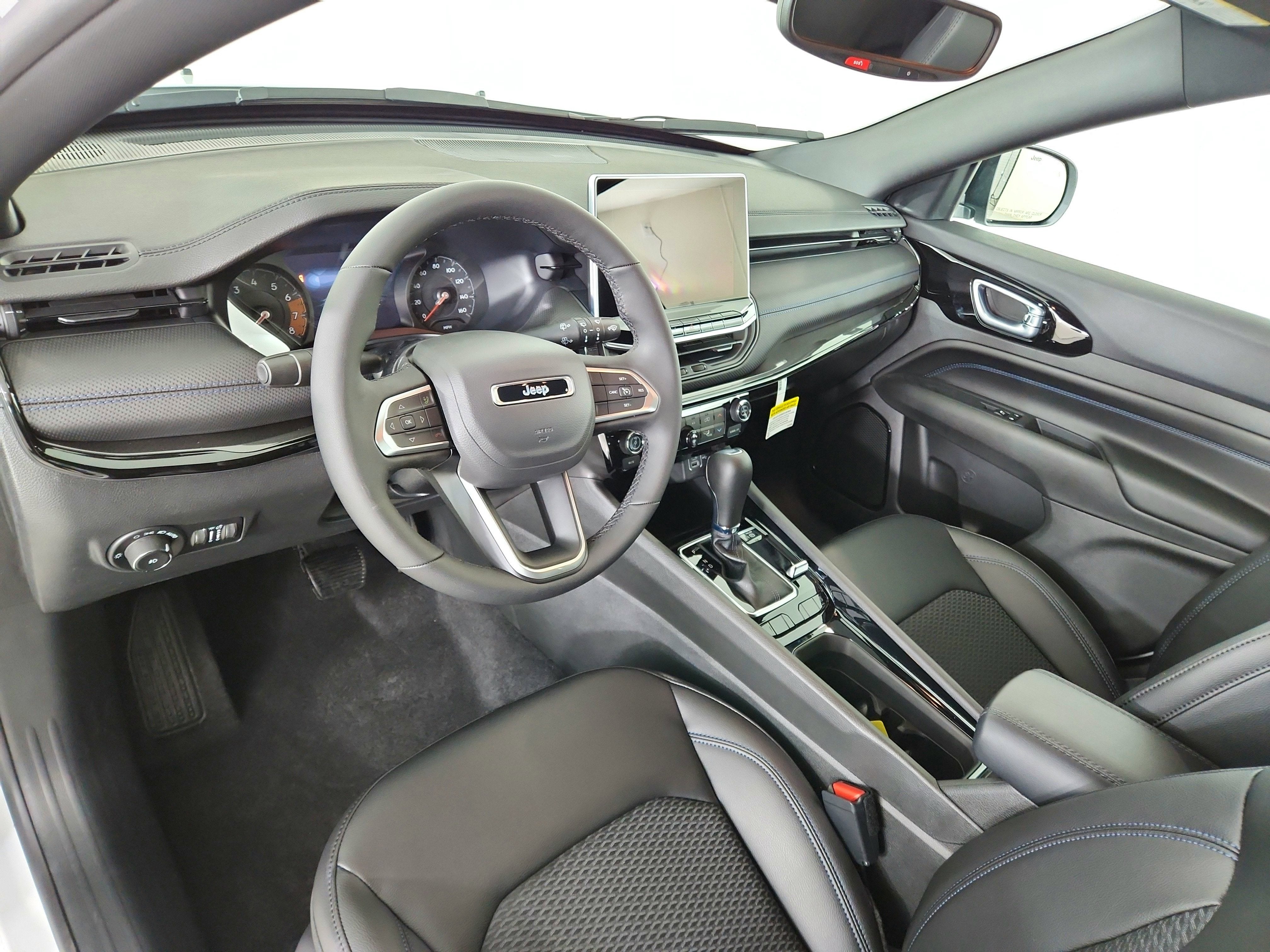 2026 Jeep Compass JEEP COMPASS LATITUDE 4X4