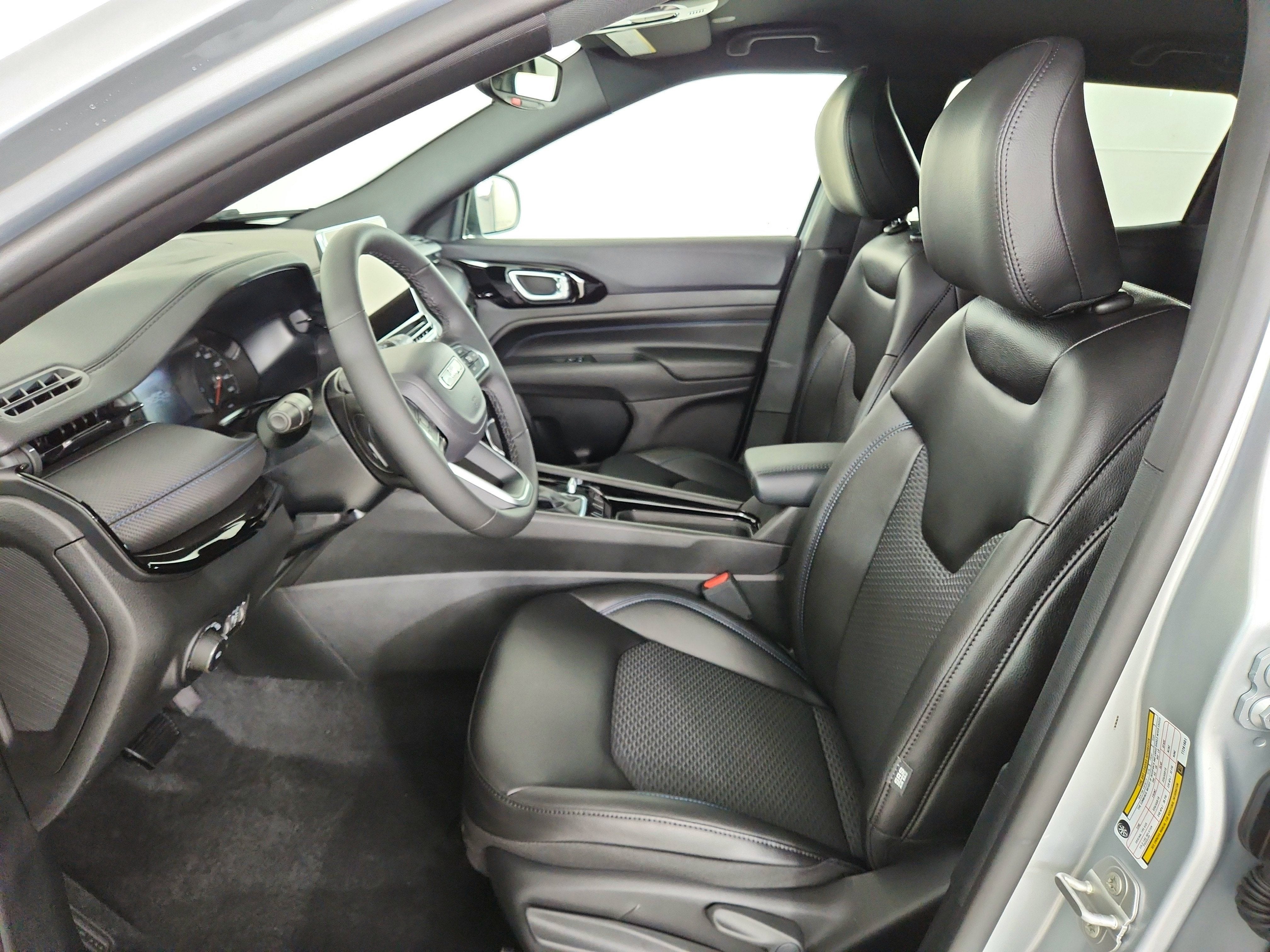 2026 Jeep Compass Latitude Altitude 4x4