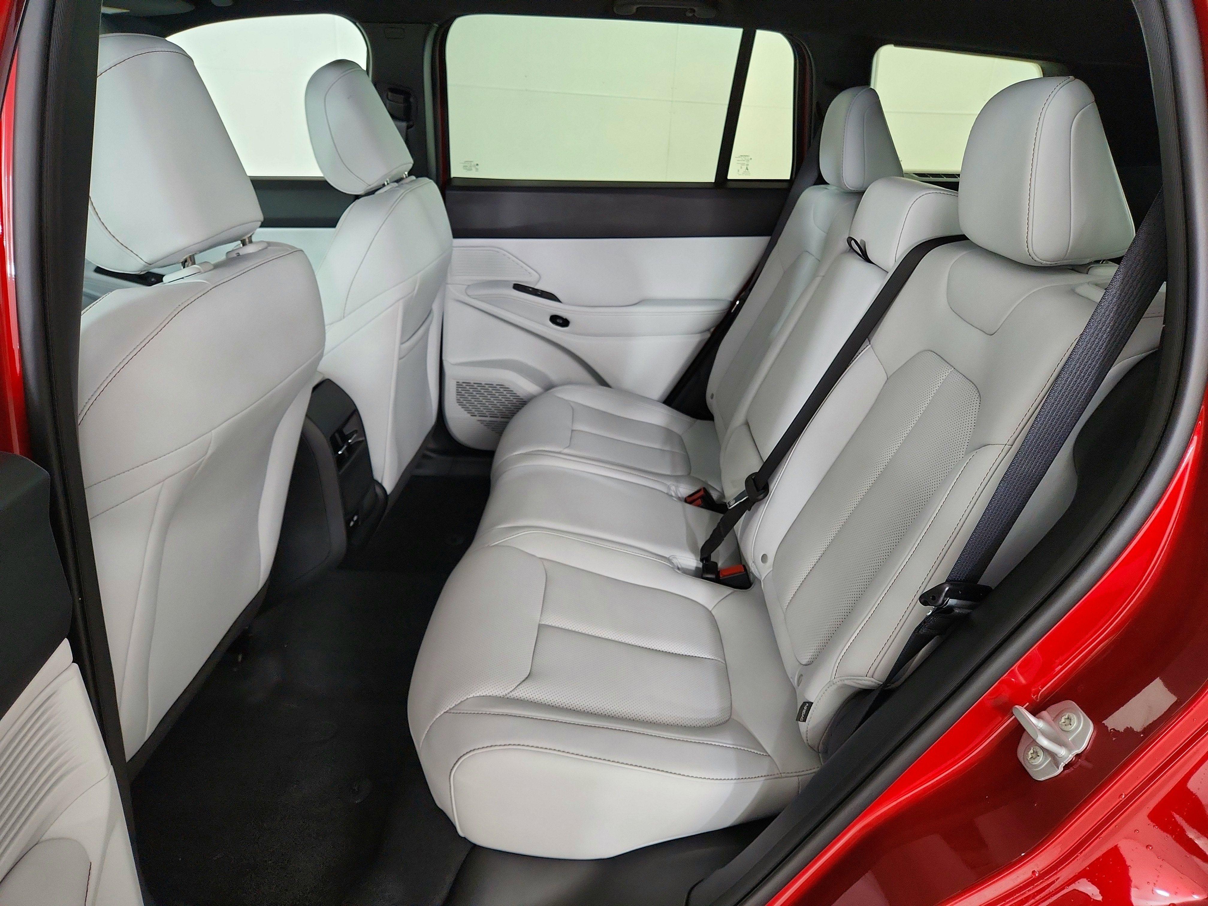 2026 Jeep Cherokee JEEP CHEROKEE LAREDO/ LIMITED 4X4