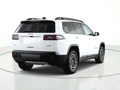 2026 Jeep Cherokee Laredo 4x4