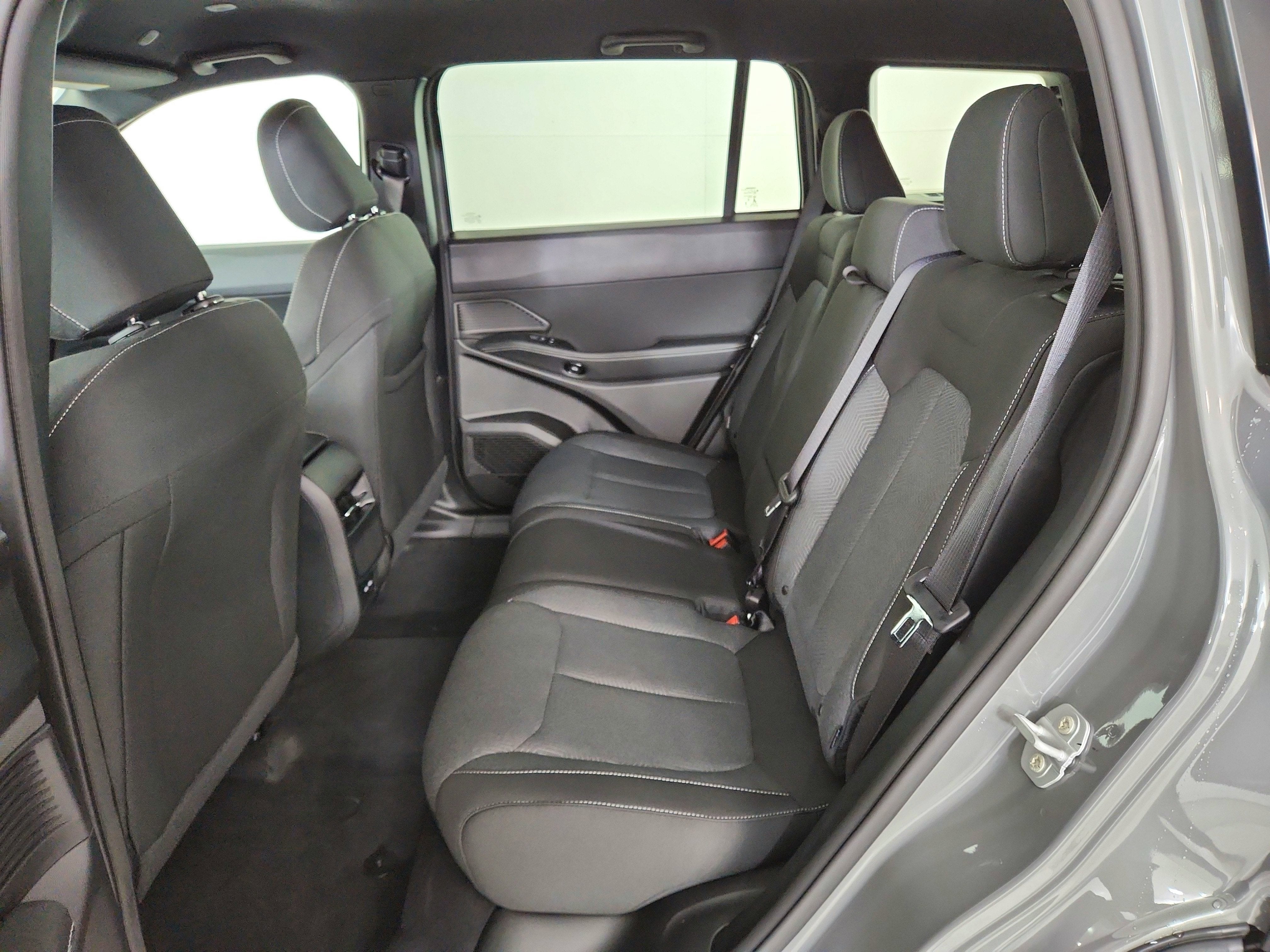 2026 Jeep Cherokee JEEP CHEROKEE LAREDO/ LIMITED 4X4