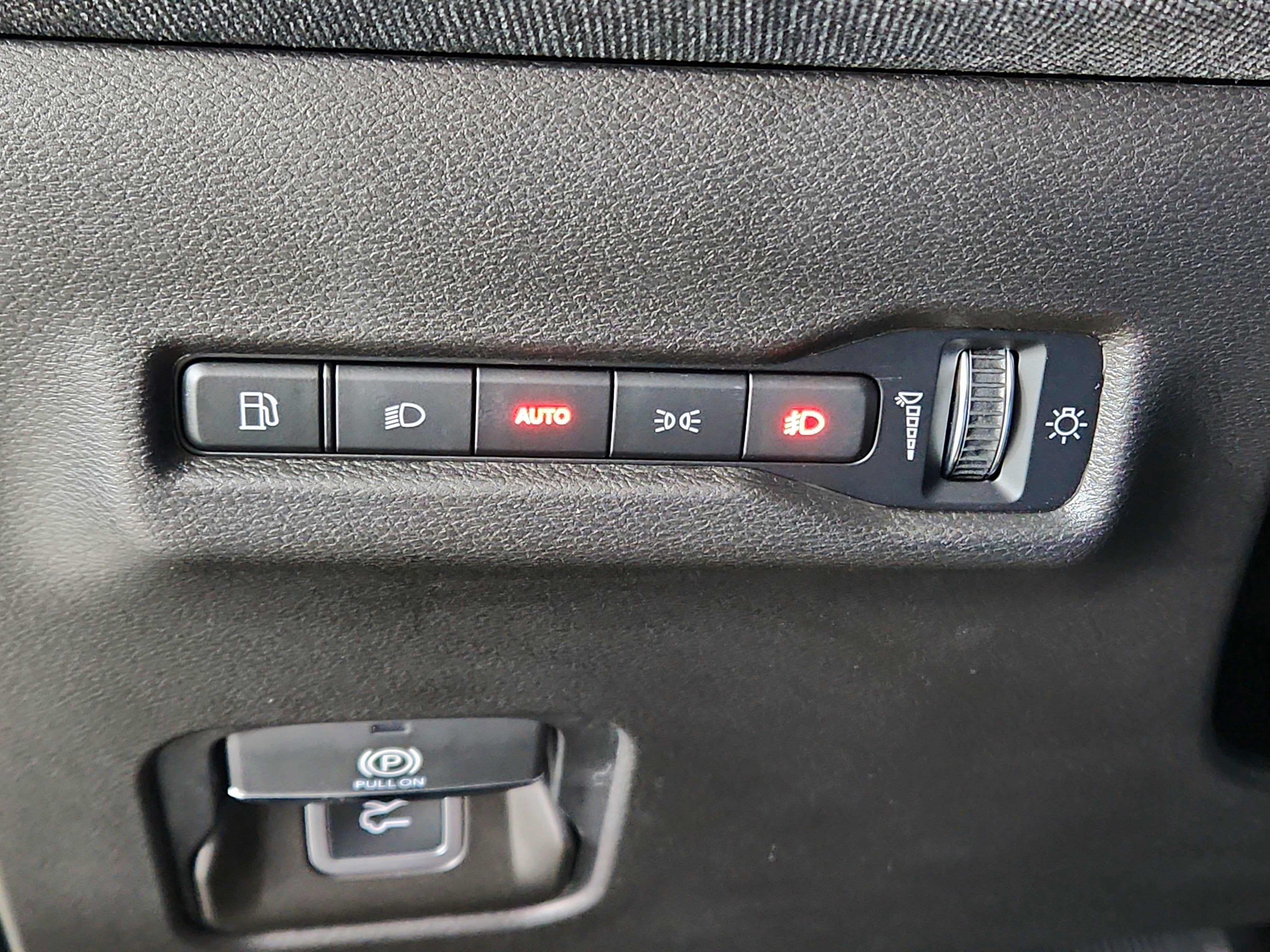 2026 Jeep Cherokee JEEP CHEROKEE LAREDO/ LIMITED 4X4