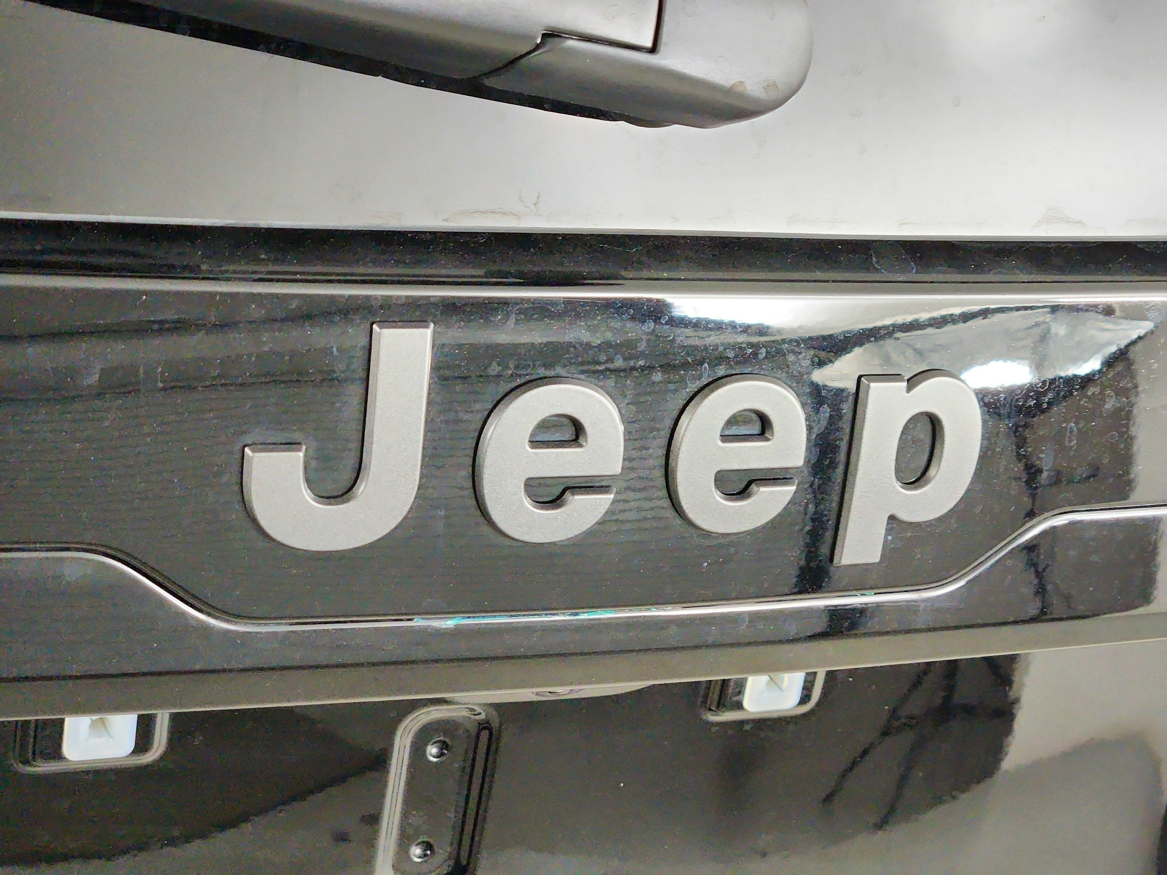 2026 Jeep Cherokee JEEP CHEROKEE LAREDO/ LIMITED 4X4