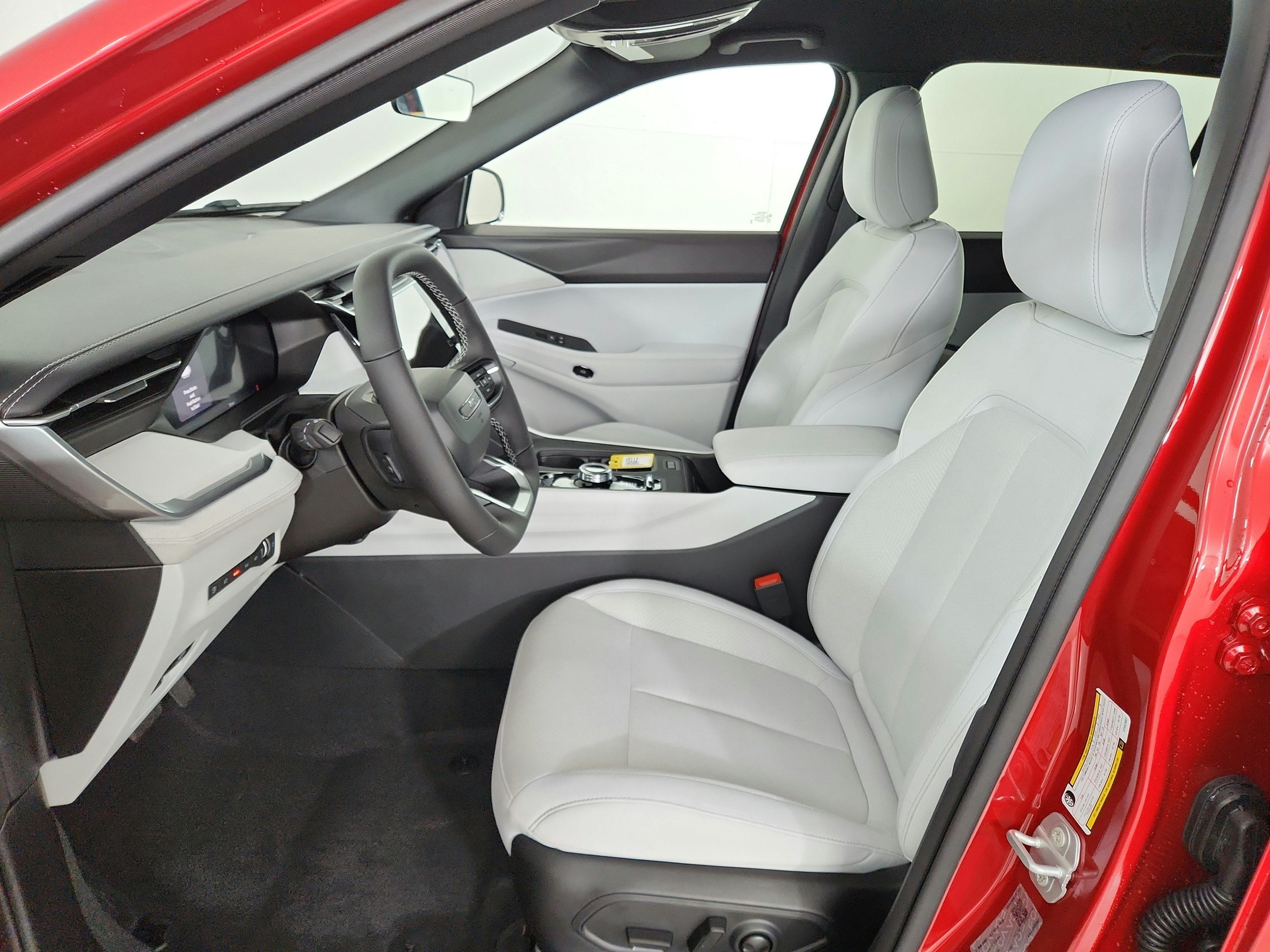 2027 Jeep Cherokee Laredo 4x4