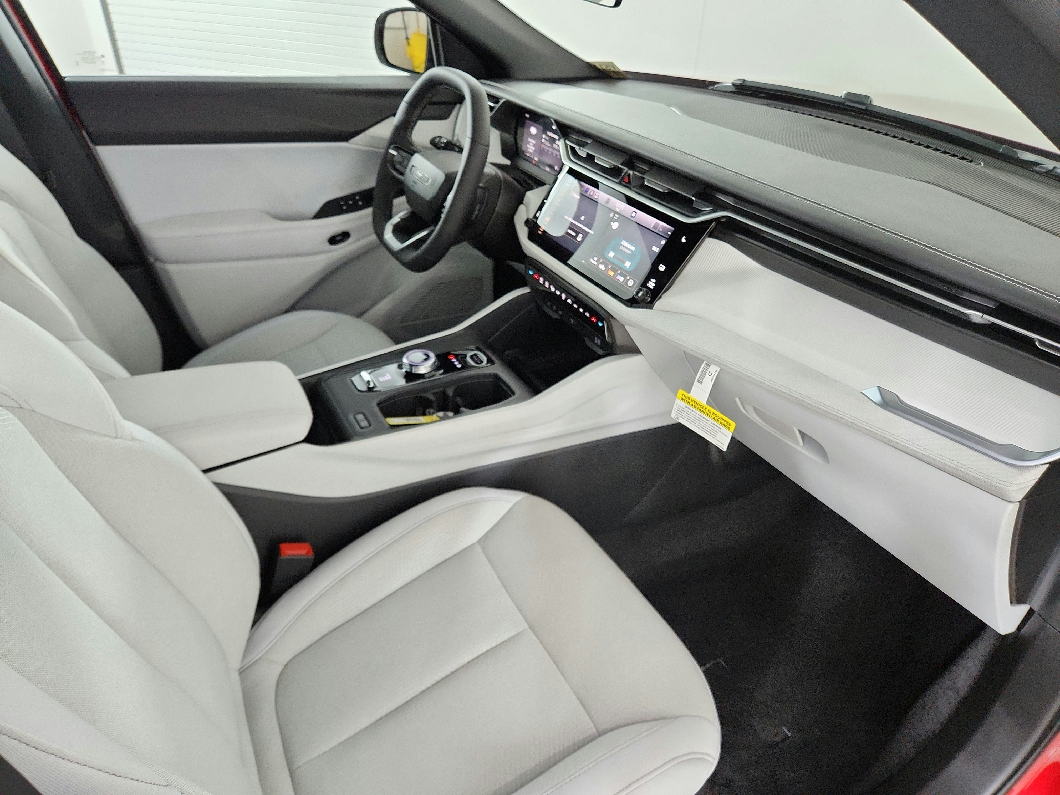 2027 Jeep Cherokee Laredo 4x4
