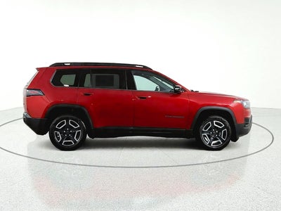 2027 Jeep Cherokee Laredo 4x4
