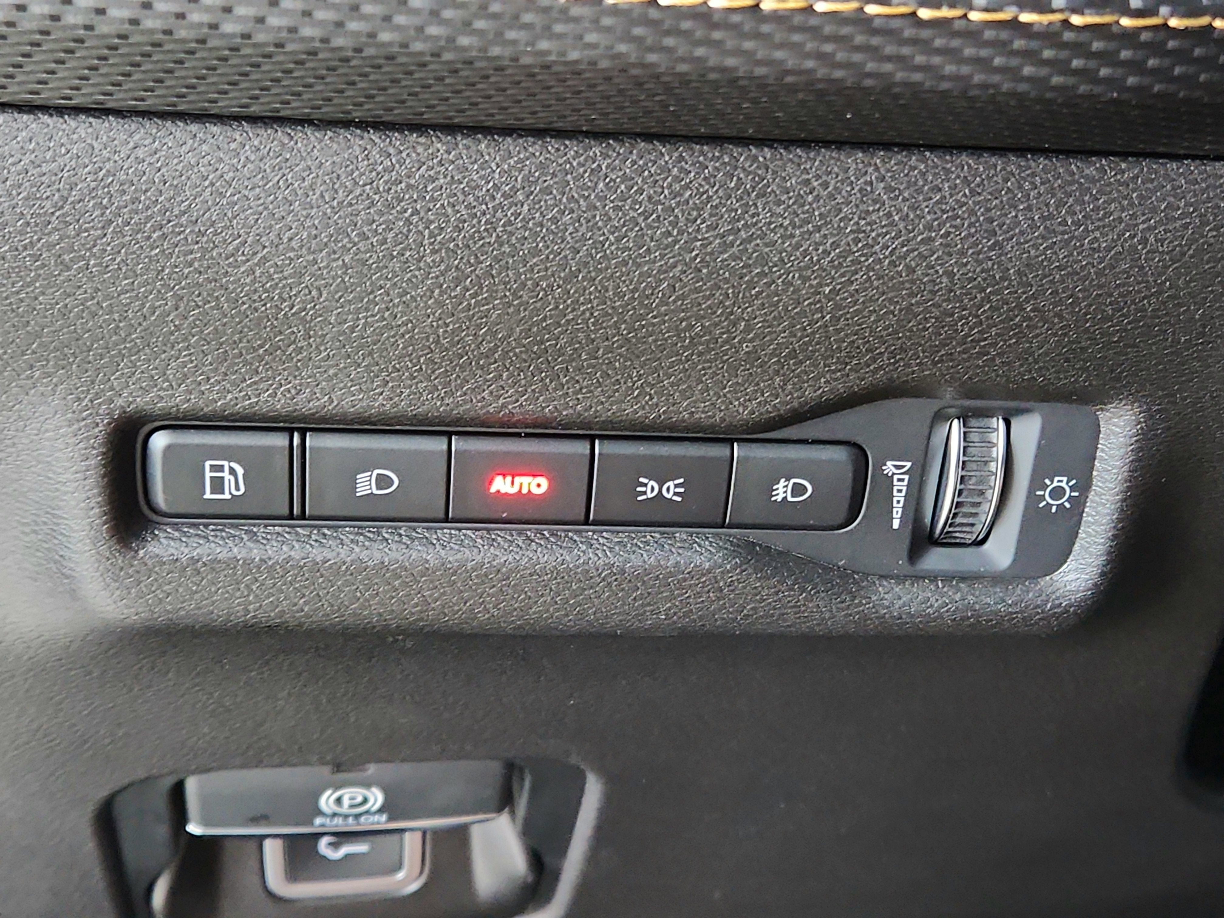 2026 Jeep Cherokee JEEP CHEROKEE LAREDO/ LIMITED 4X4
