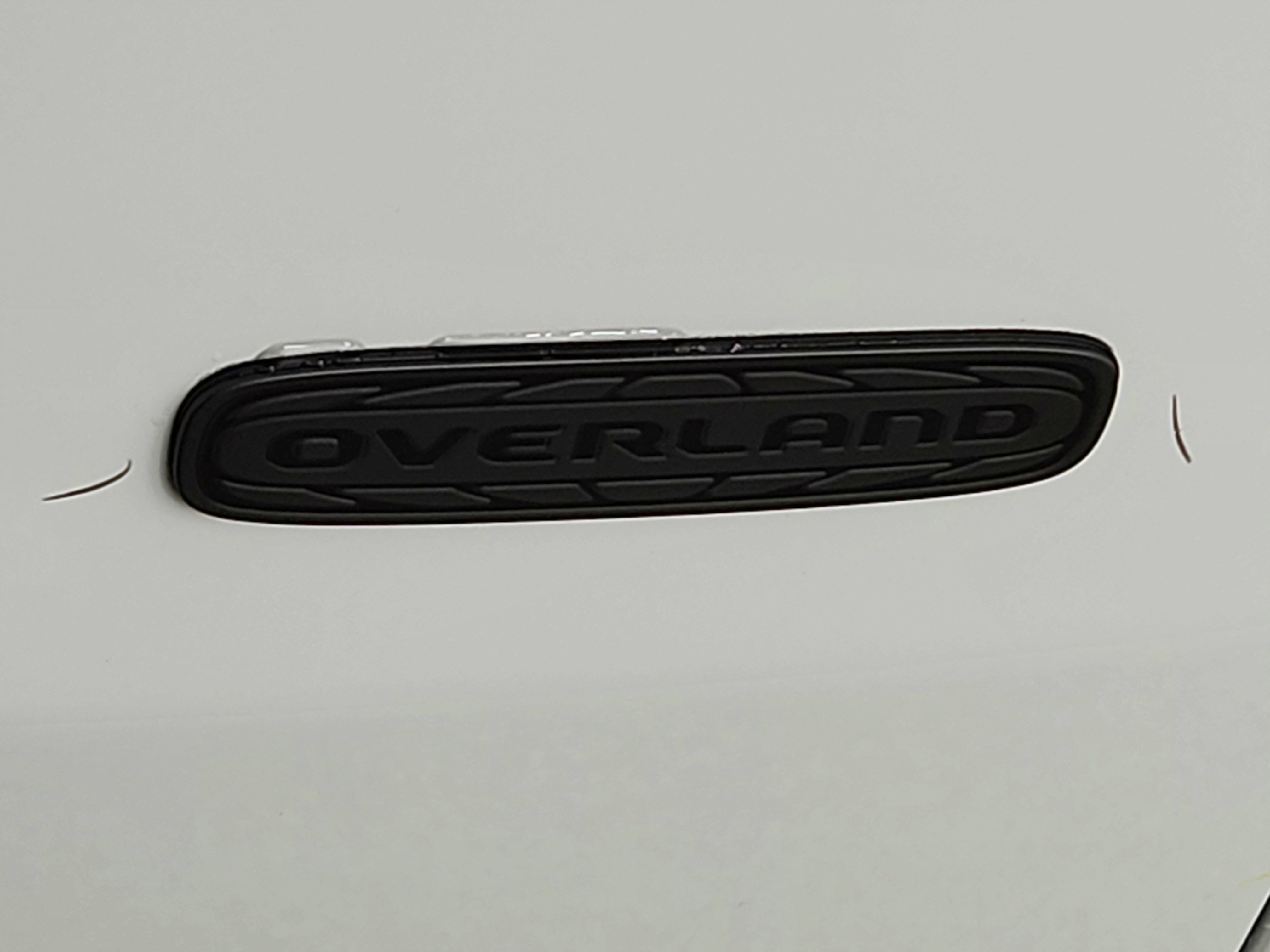 2026 Jeep Cherokee JEEP CHEROKEE OVERLAND 4X4