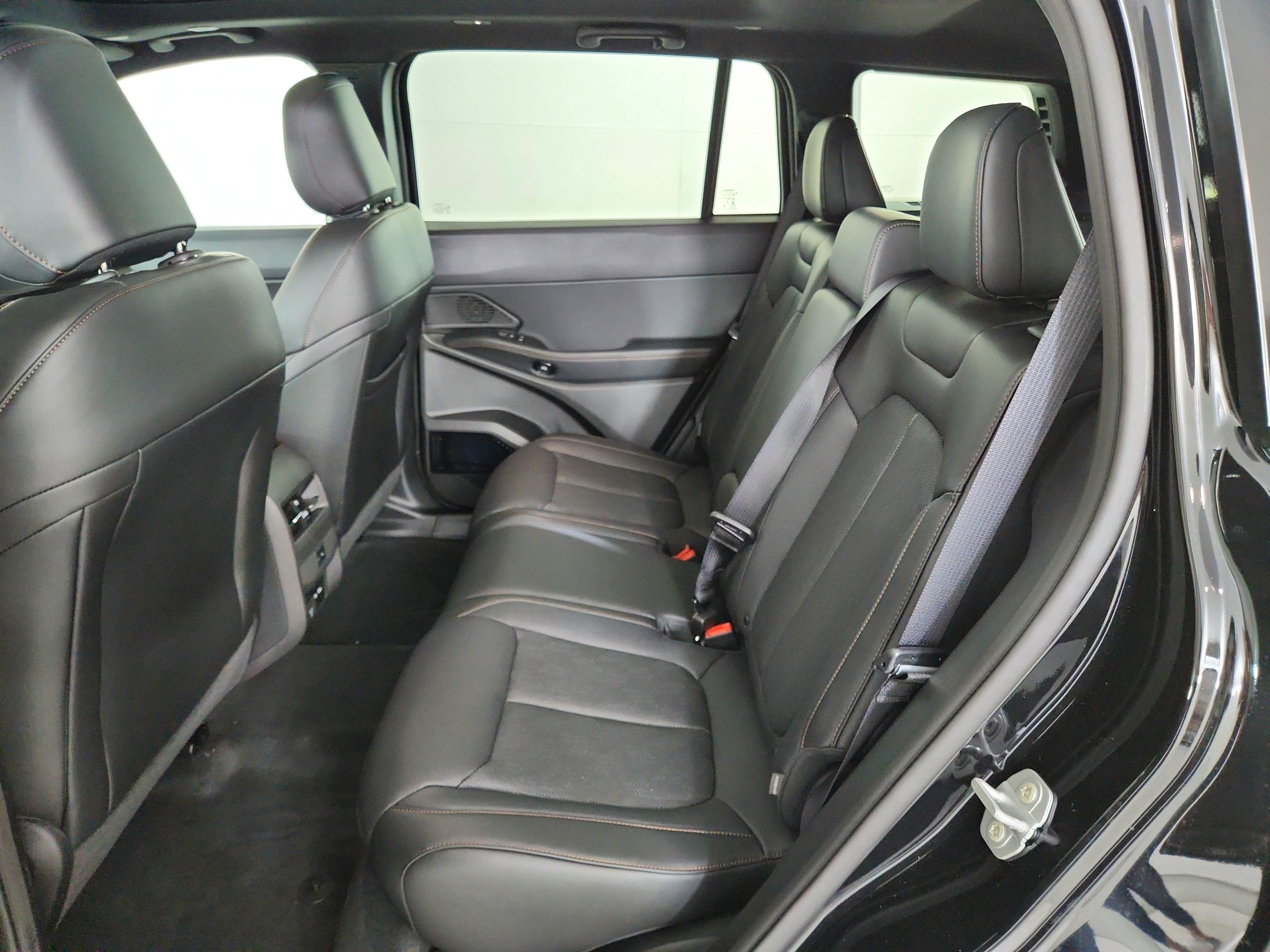 2026 Jeep Cherokee JEEP CHEROKEE OVERLAND 4X4
