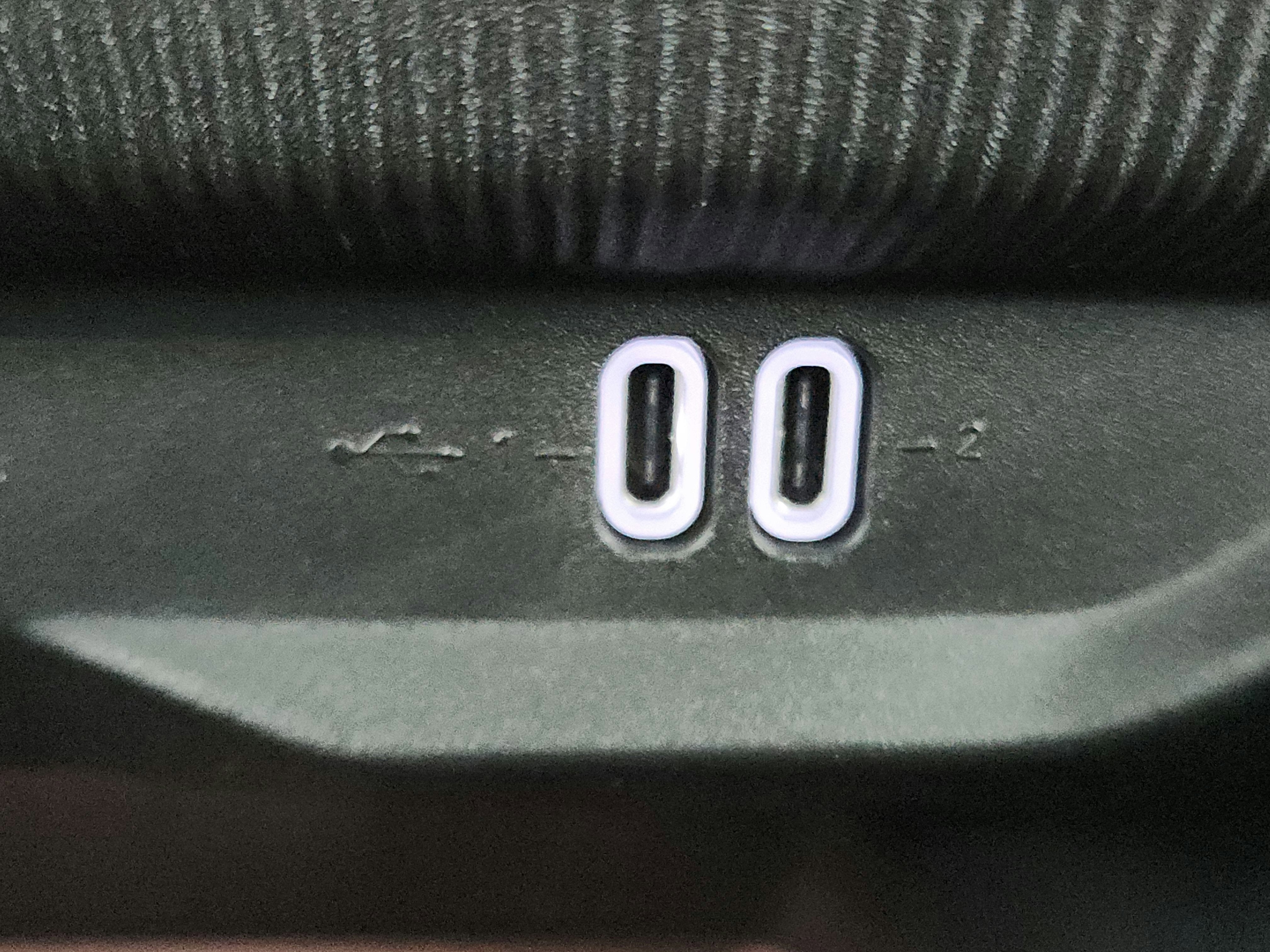 2026 Jeep Cherokee JEEP CHEROKEE OVERLAND 4X4