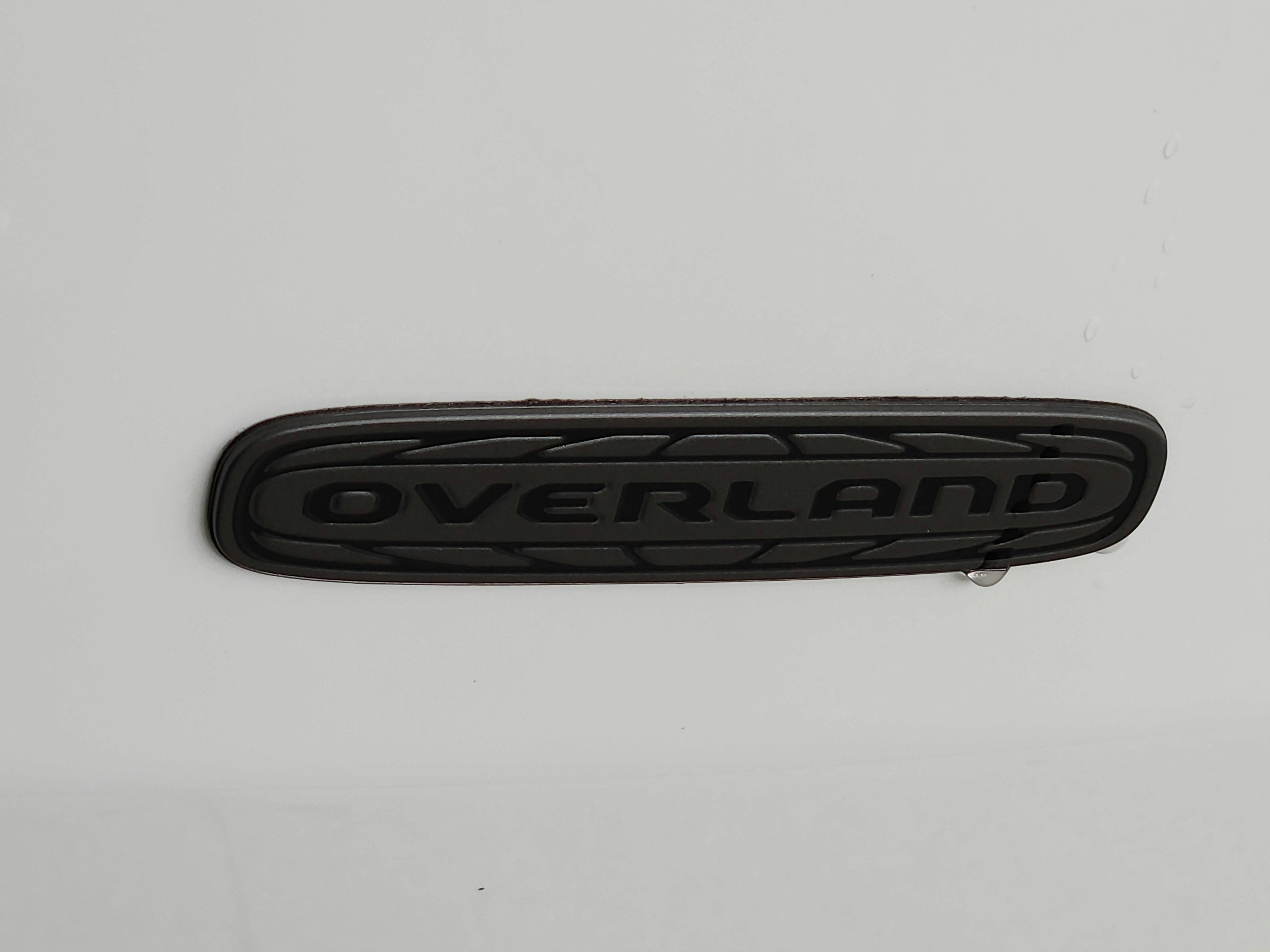 2026 Jeep Cherokee 2026 JEEP CHEROKEE OVERLAND 4DR SUV 113 WB 4WD