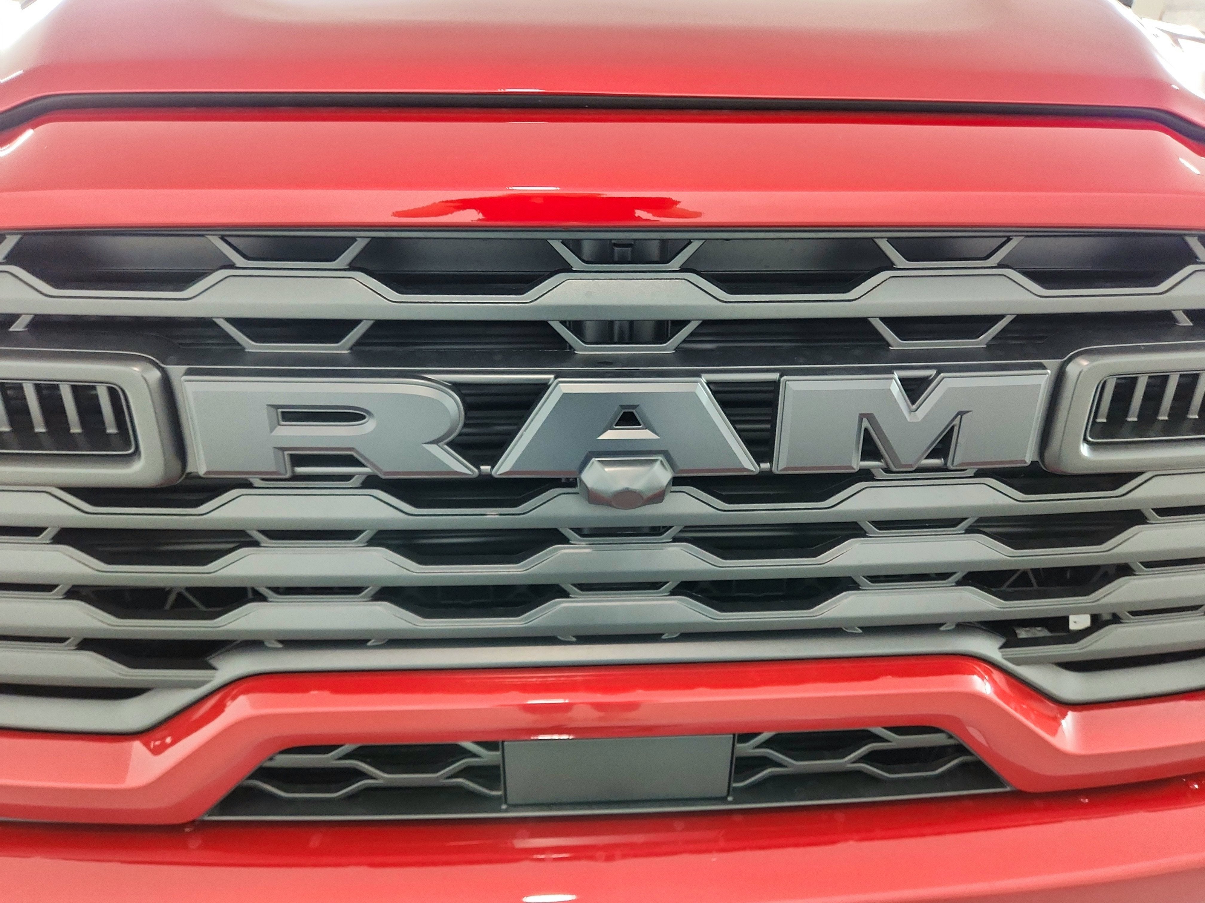 2026 RAM Ram 2500 RAM 2500 TRADESMAN CREW CAB 4X4 (149 IN WB 6 FT 4 IN BOX)