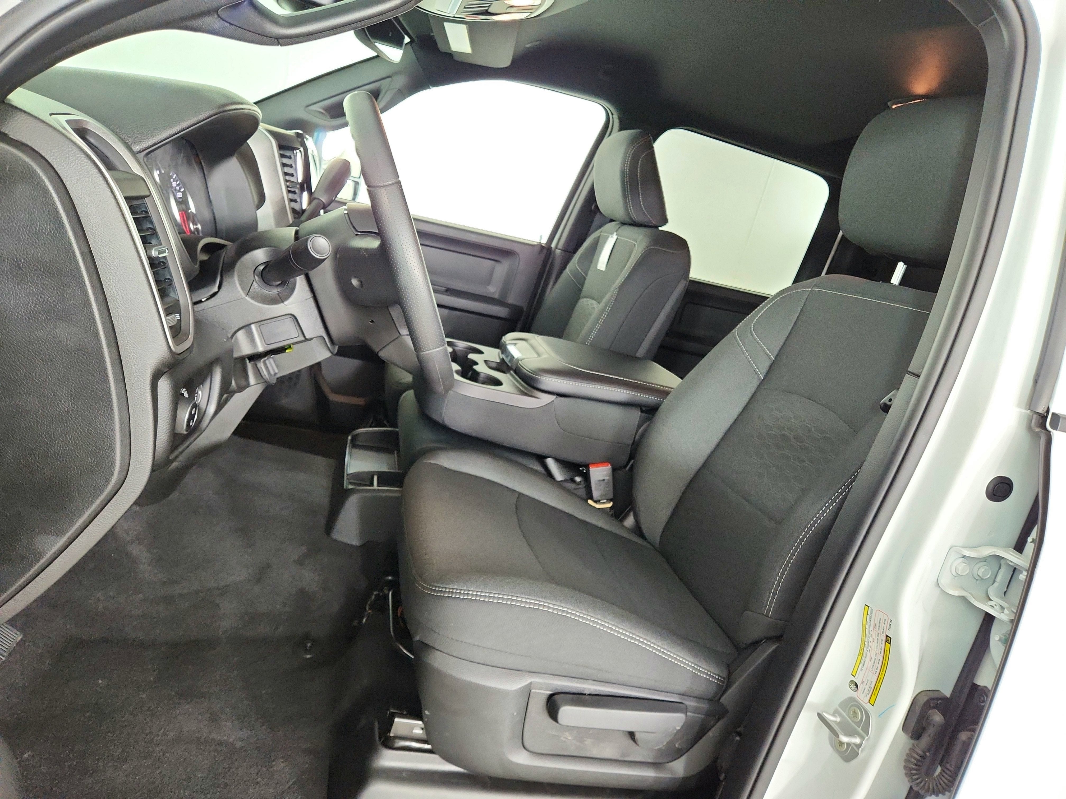 2026 RAM Ram 2500 RAM 2500 TRADESMAN CREW CAB 4X4 (149 IN WB 6 FT 4 IN BOX)