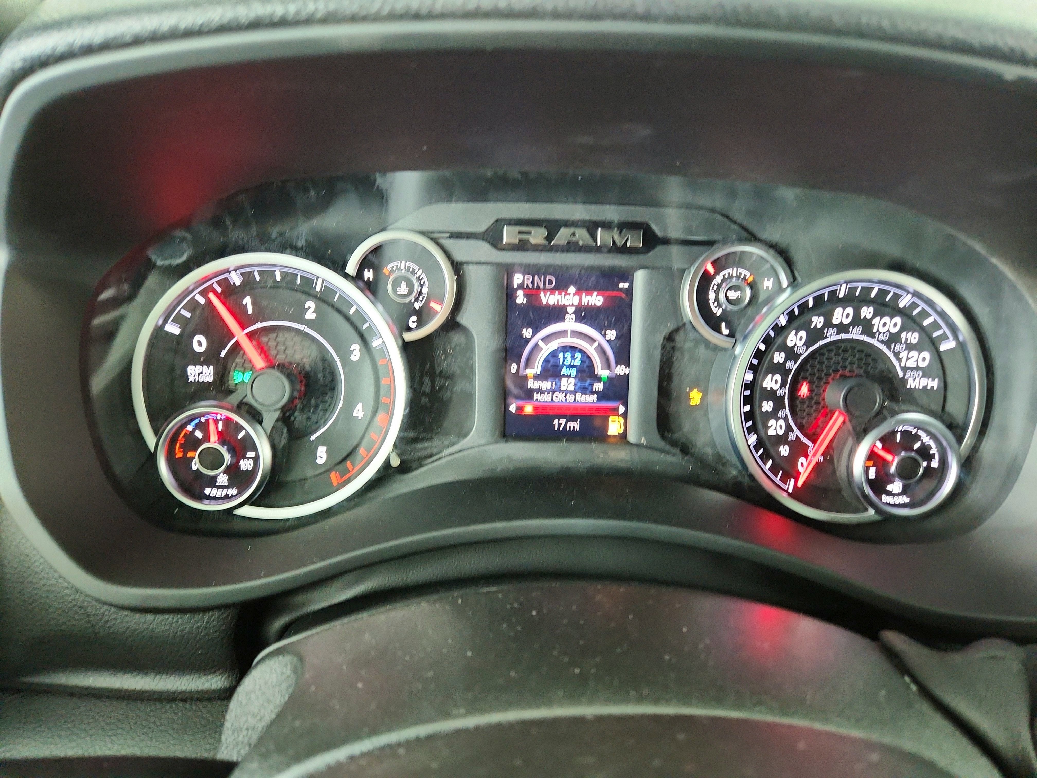 2026 RAM Ram 2500 RAM 2500 TRADESMAN CREW CAB 4X4 (149 IN WB 6 FT 4 IN BOX)