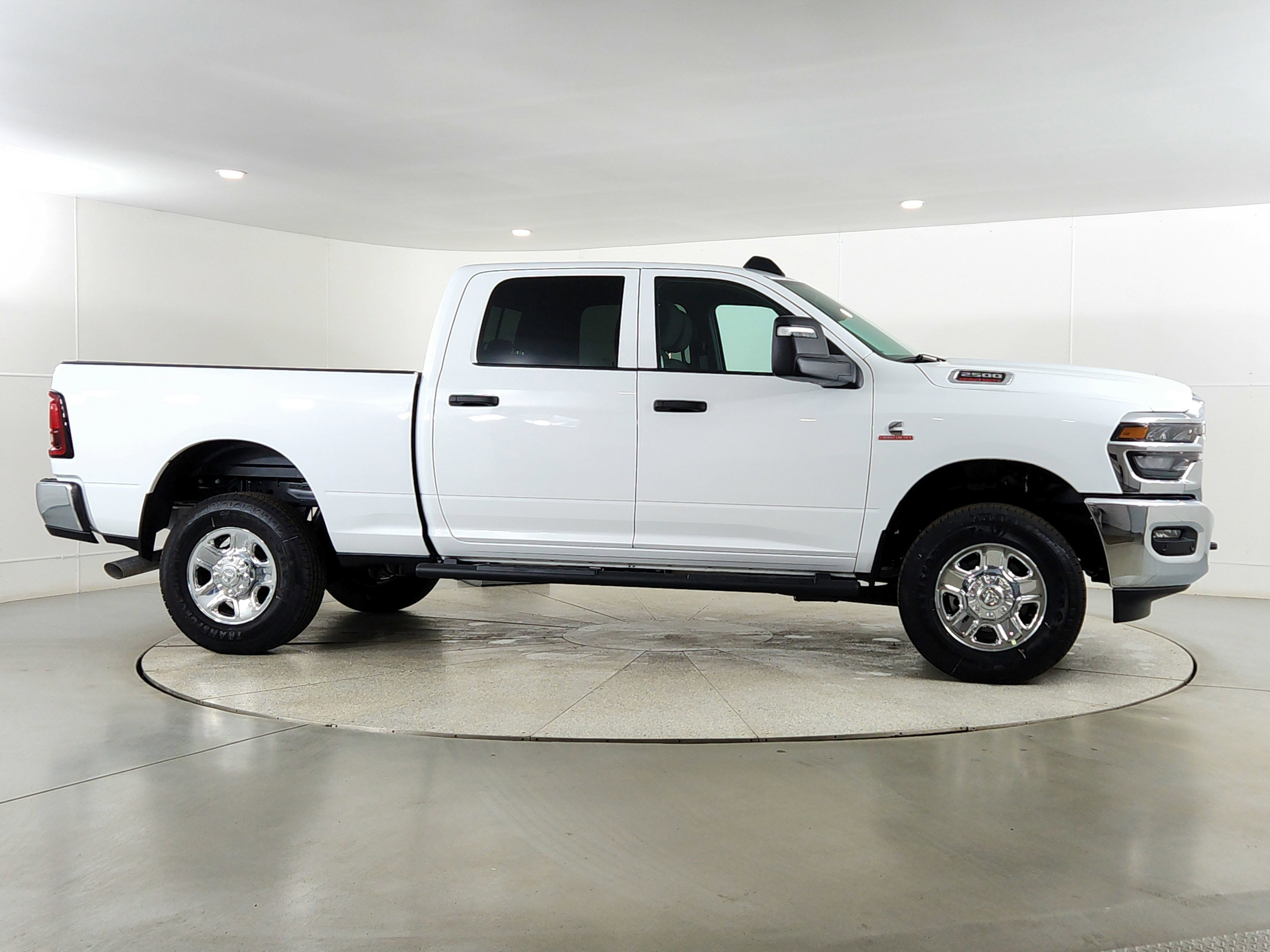 2026 RAM Ram 2500 RAM 2500 TRADESMAN CREW CAB 4X4 (149 IN WB 6 FT 4 IN BOX)