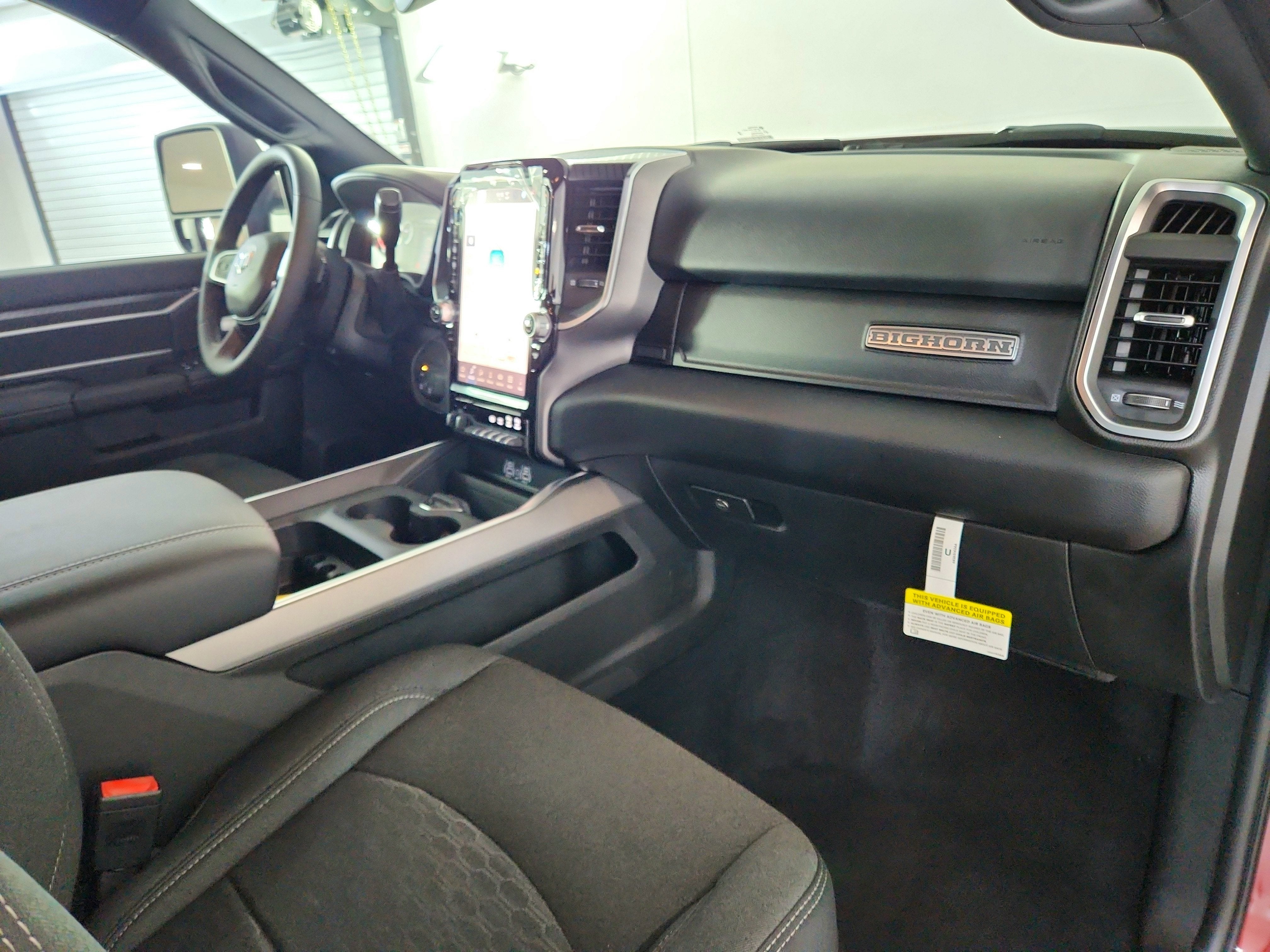 2025 RAM Ram 2500 RAM 2500 BIG HORN CREW CAB 4X4 (149 IN WB 6 FT 4 IN BOX)