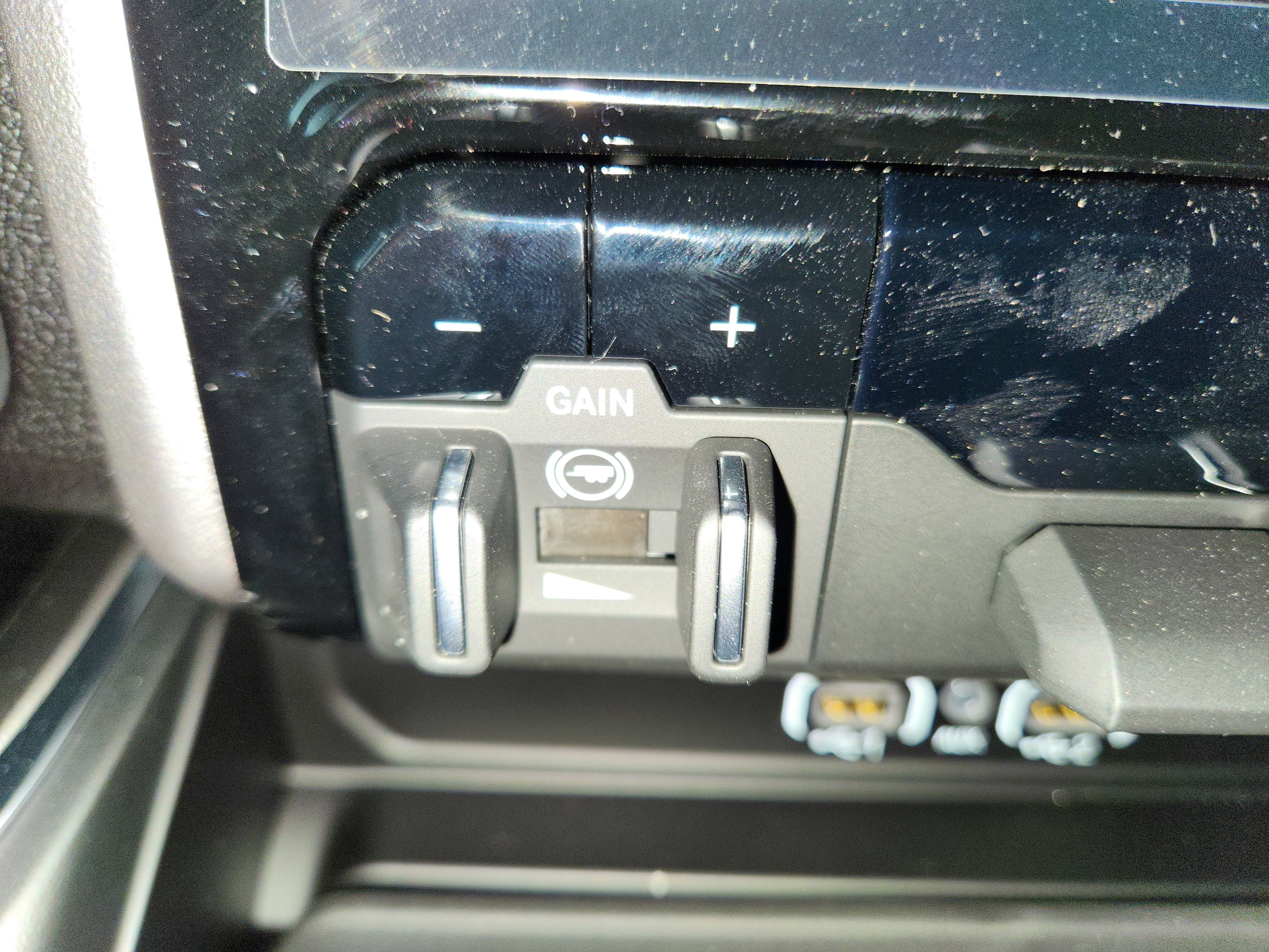 2025 RAM Ram 2500 RAM 2500 BIG HORN CREW CAB 4X4 (149 IN WB 6 FT 4 IN BOX)