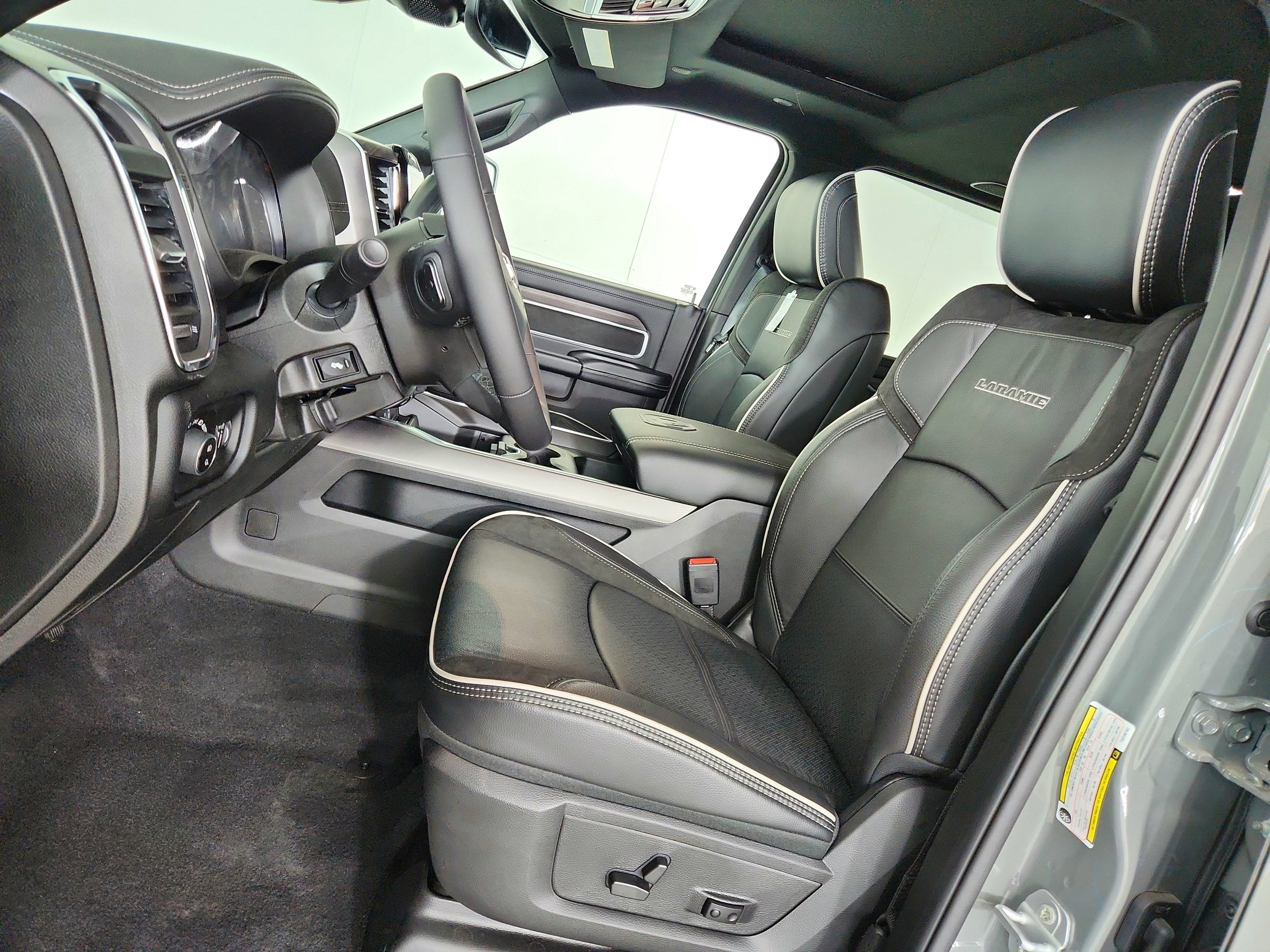 2026 RAM Ram 2500 RAM 2500 LARAMIE CREW CAB 4X4 (149 IN WB 6 FT 4 IN BOX)