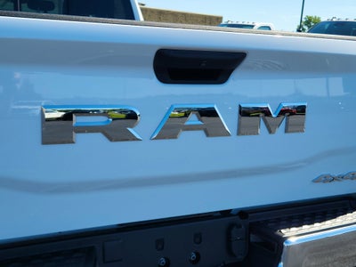 2026 RAM Ram 3500 RAM 3500 TRADESMAN CREW CAB 4X4 (169 IN WB 8 FT 0 IN BOX)