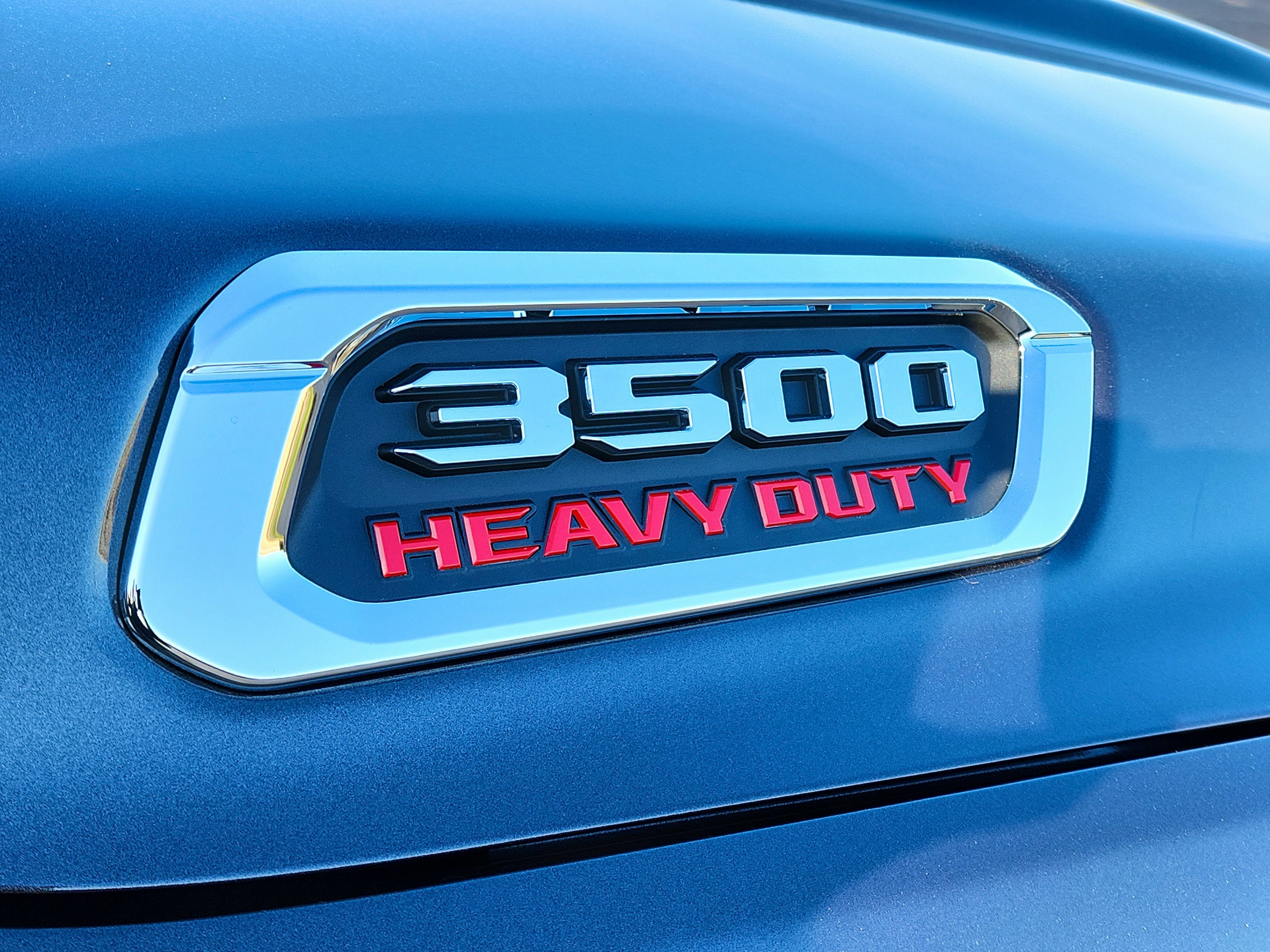 2026 RAM Ram 3500 RAM 3500 TRADESMAN CREW CAB 4X4 (169 IN WB 8 FT 0 IN BOX)