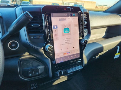 2026 RAM Ram 3500 RAM 3500 TRADESMAN CREW CAB 4X4 (169 IN WB 8 FT 0 IN BOX)