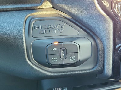 2026 RAM Ram 3500 RAM 3500 TRADESMAN CREW CAB 4X4 (169 IN WB 8 FT 0 IN BOX)