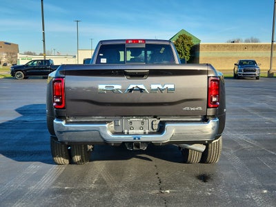 2026 RAM Ram 3500 RAM 3500 TRADESMAN CREW CAB 4X4 (169 IN WB 8 FT 0 IN BOX)