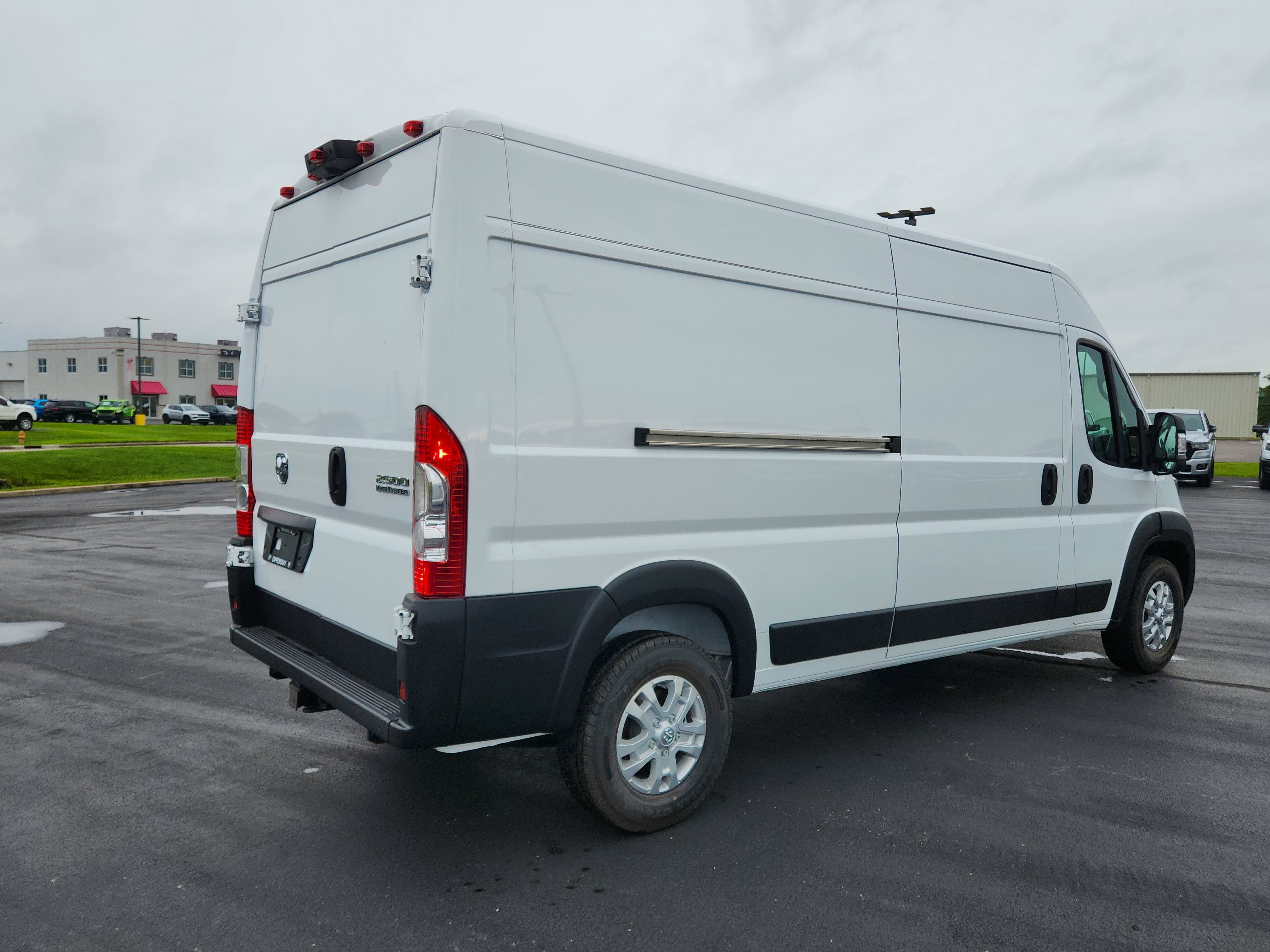 2026 RAM Ram ProMaster SLT