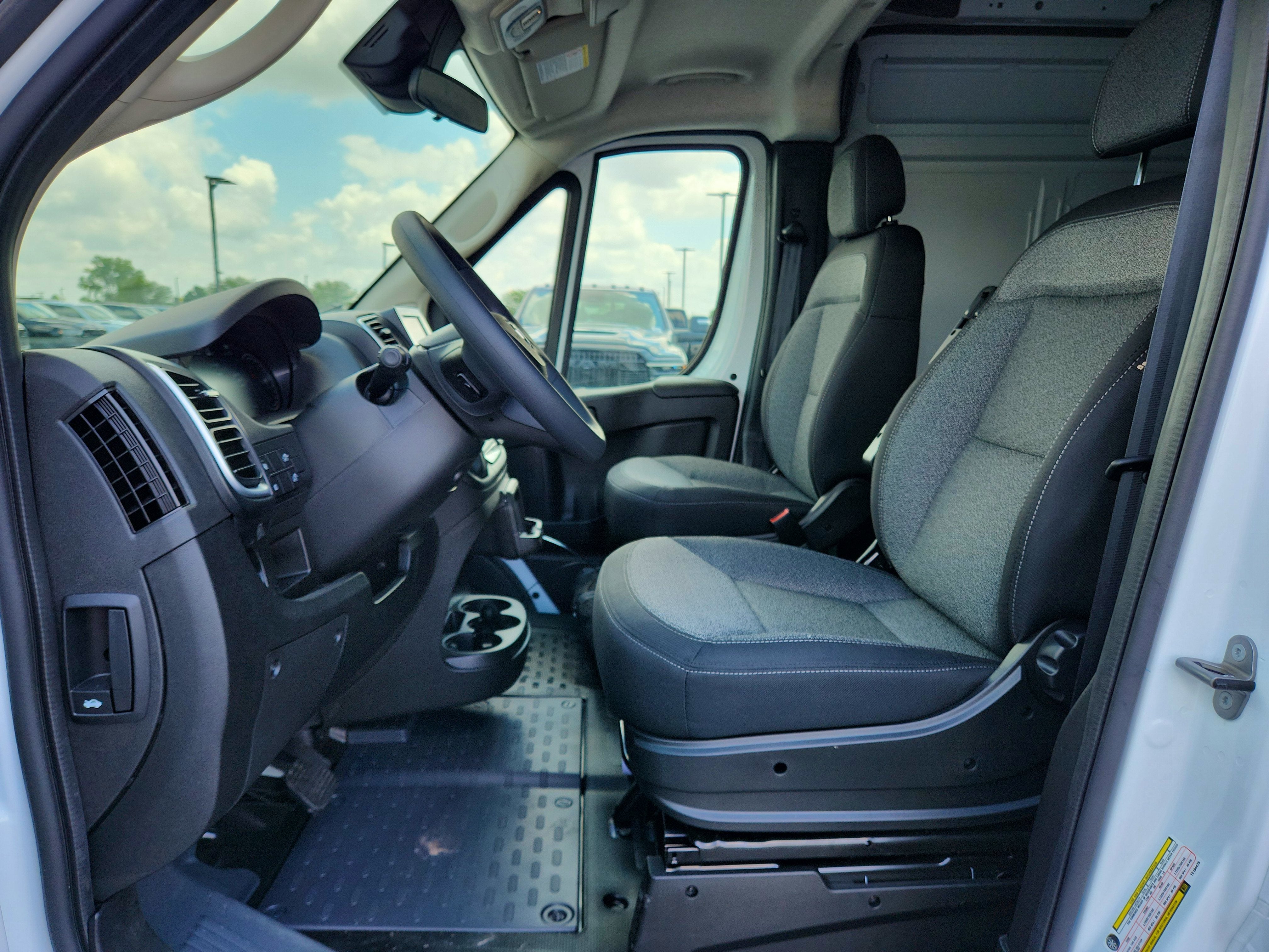 2026 RAM Ram ProMaster SLT
