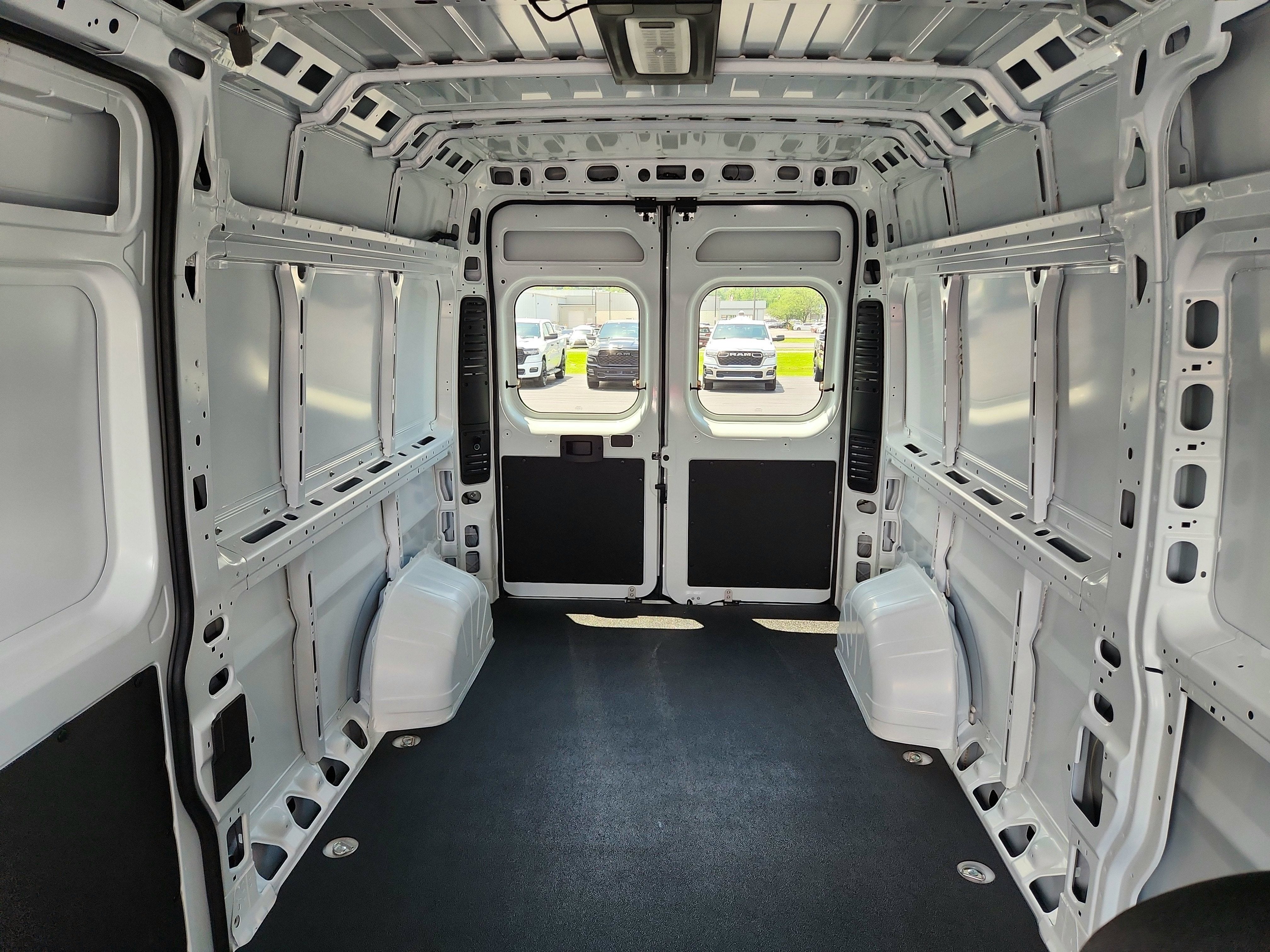 2026 RAM Ram ProMaster SLT