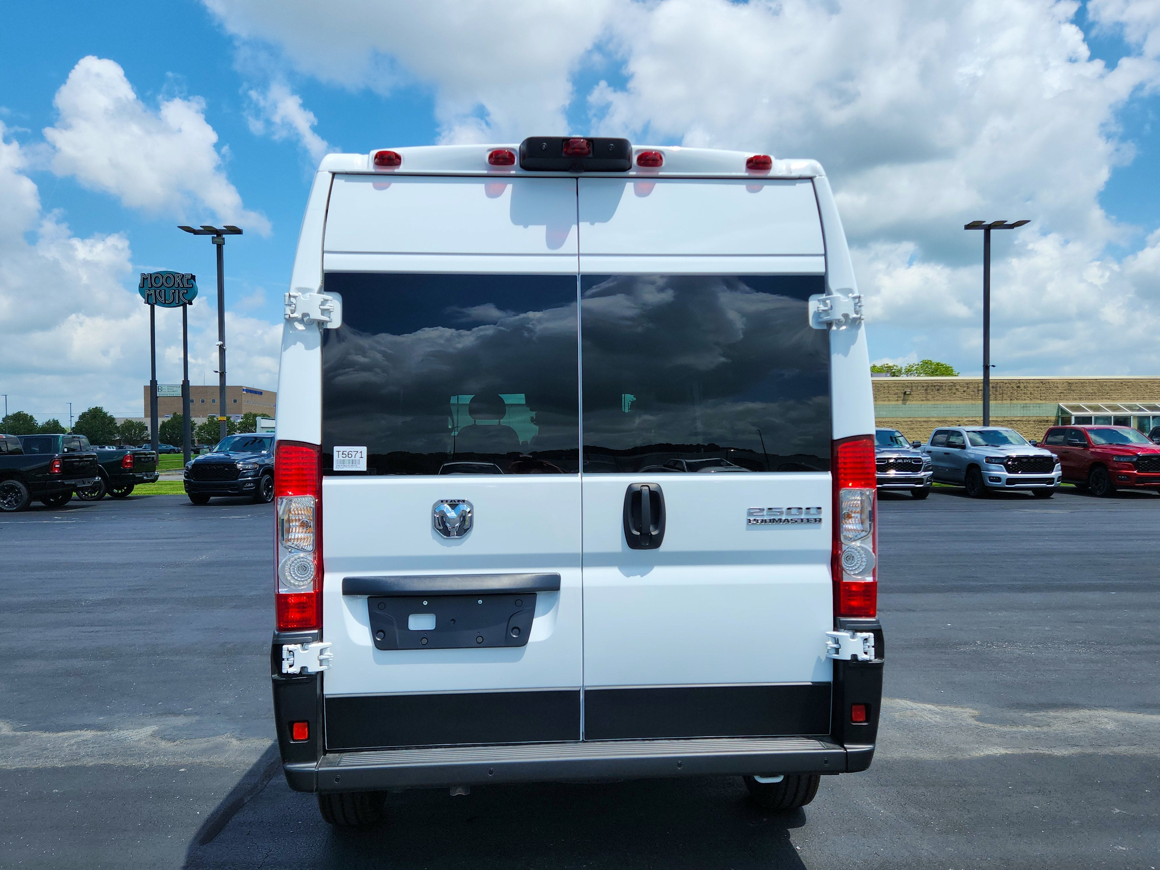 2026 RAM Ram ProMaster SLT