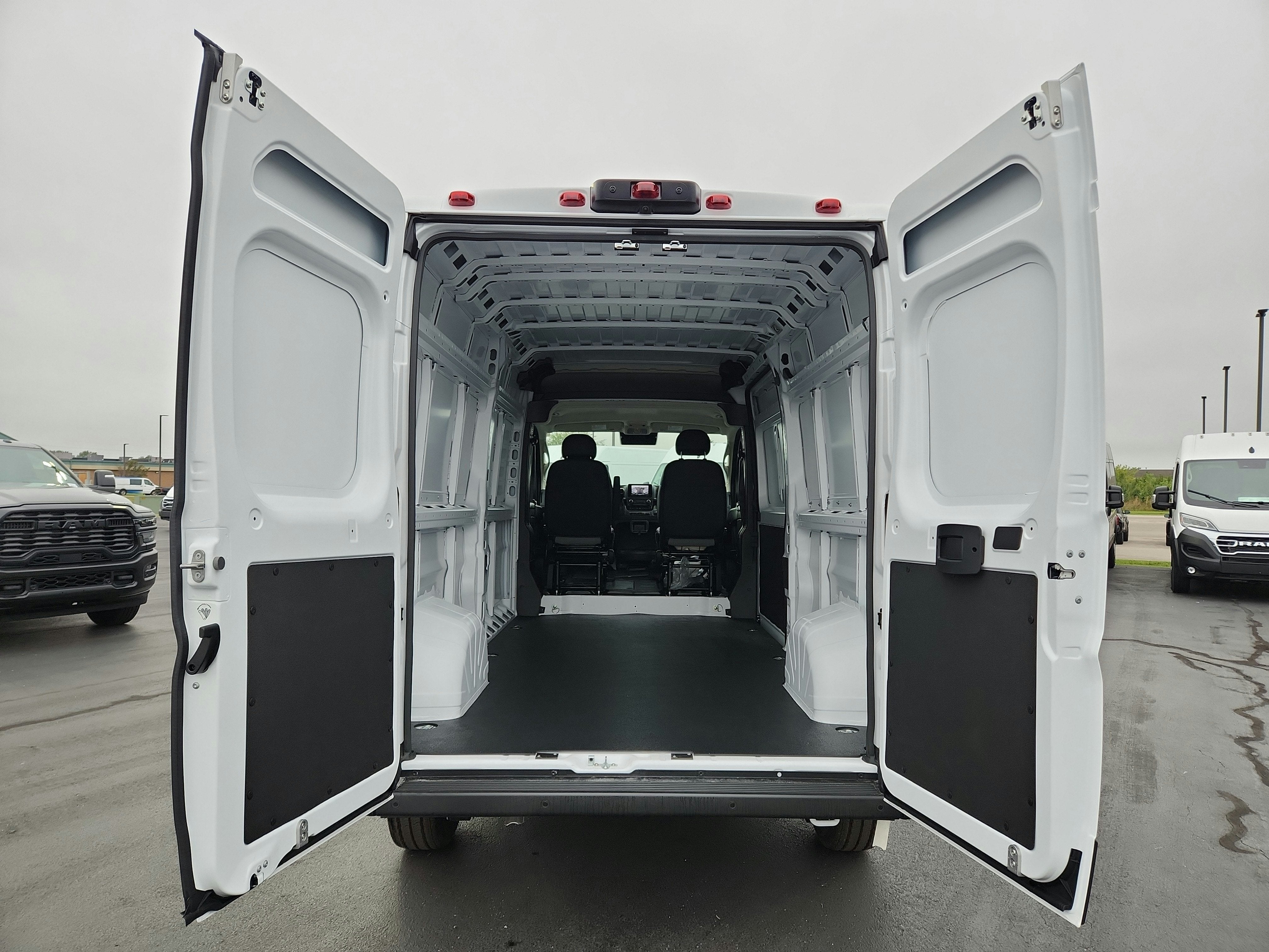 2026 RAM Ram ProMaster Tradesman 2500 High Roof 159" WB w/Pass Seat