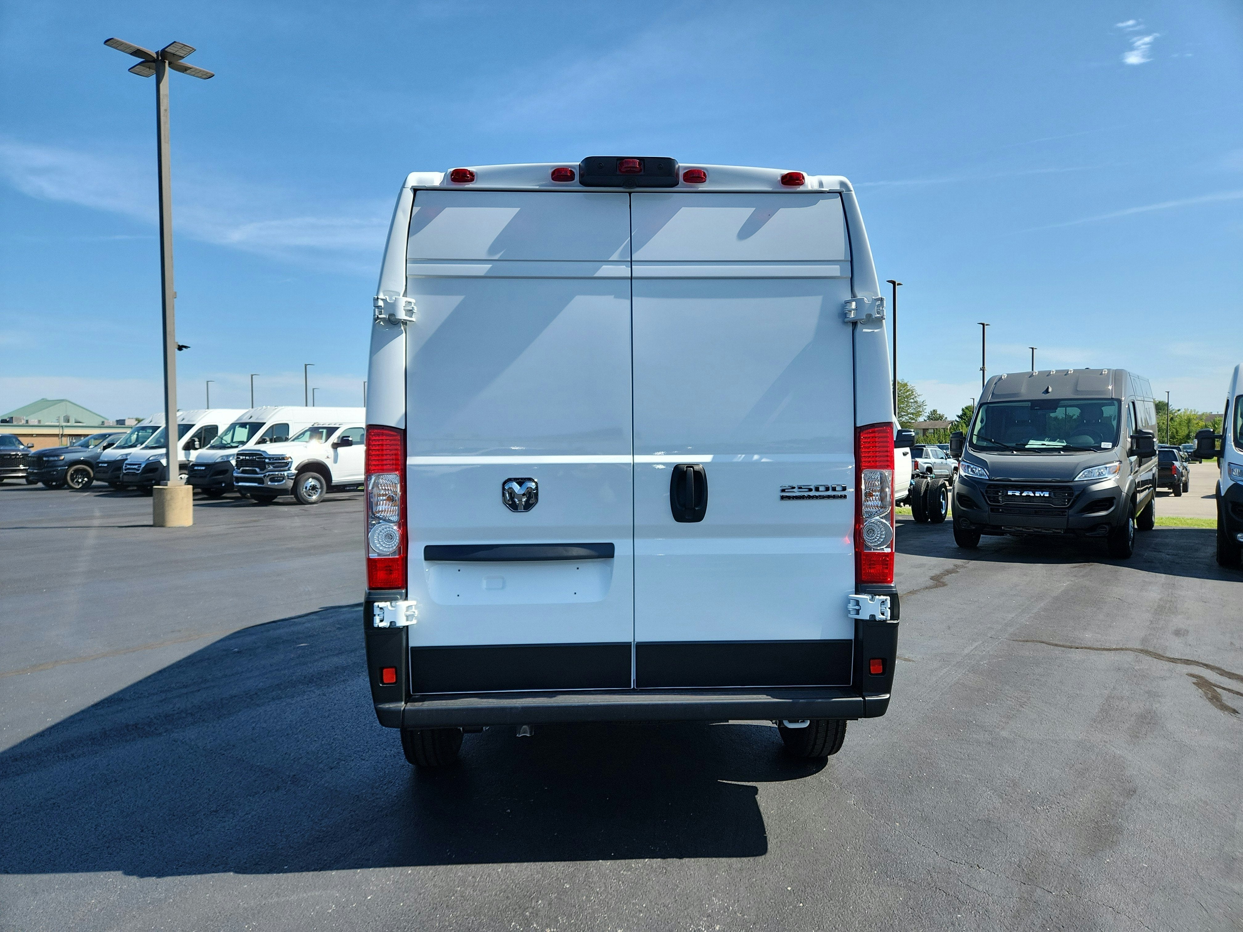 2026 RAM Ram ProMaster Tradesman 2500 High Roof 159" WB w/Pass Seat