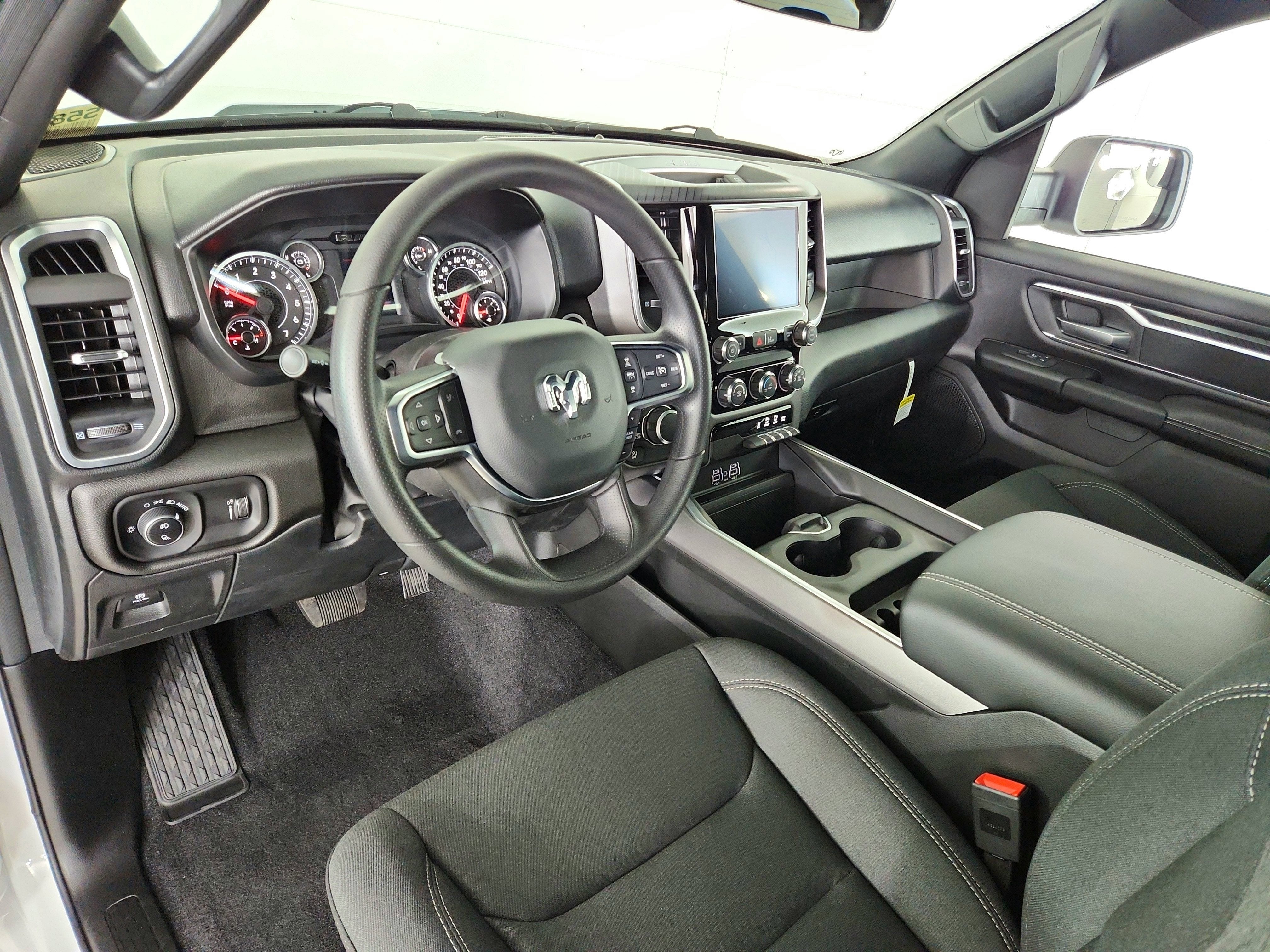 2025 RAM Ram 1500 RAM 1500 BIGHORN/LONESTAR CREW 4X4 (144.5 IN WB 5 FT 7 IN BOX)