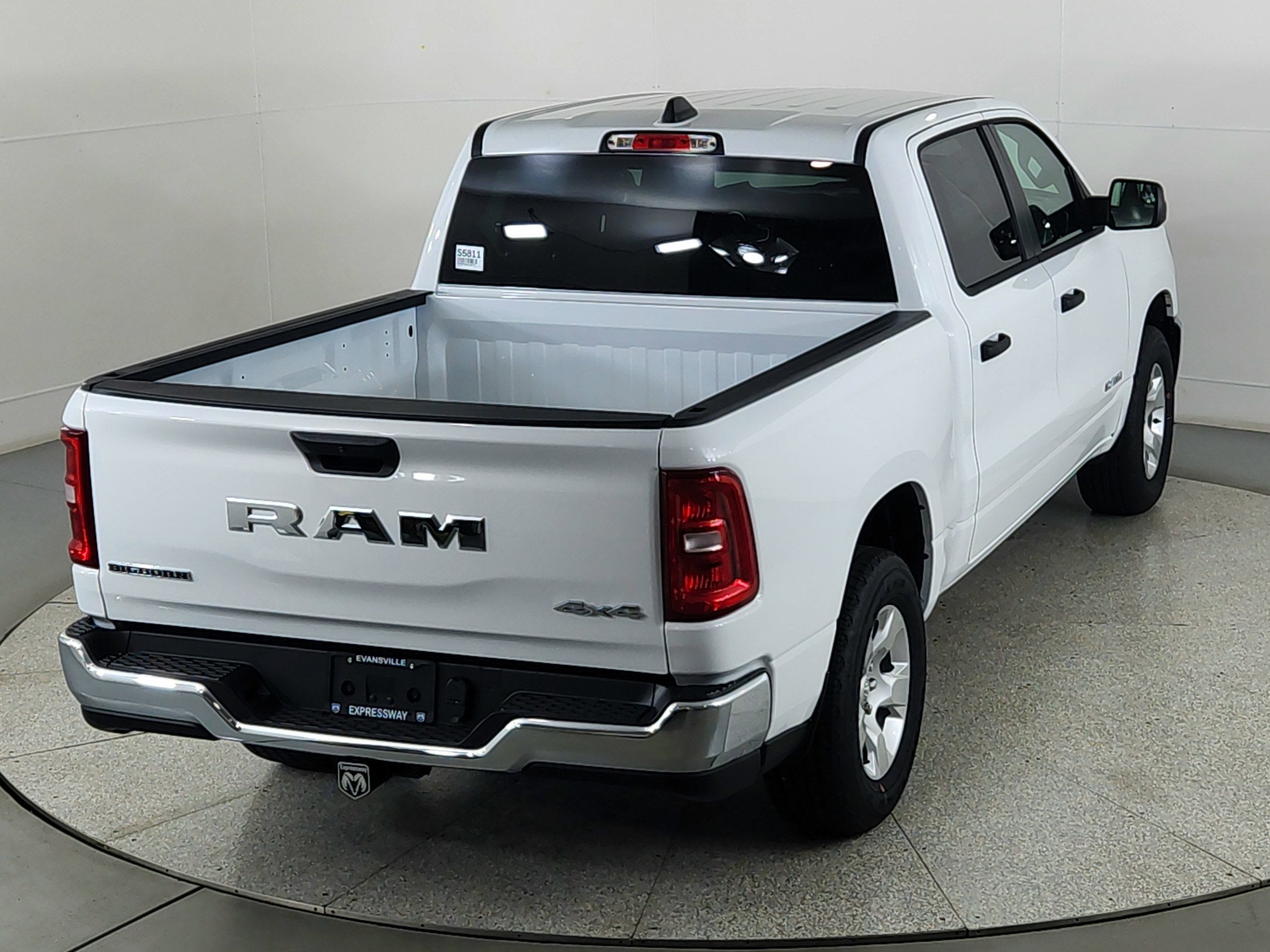 2025 RAM Ram 1500 RAM 1500 BIGHORN/LONESTAR CREW 4X4 (144.5 IN WB 5 FT 7 IN BOX)