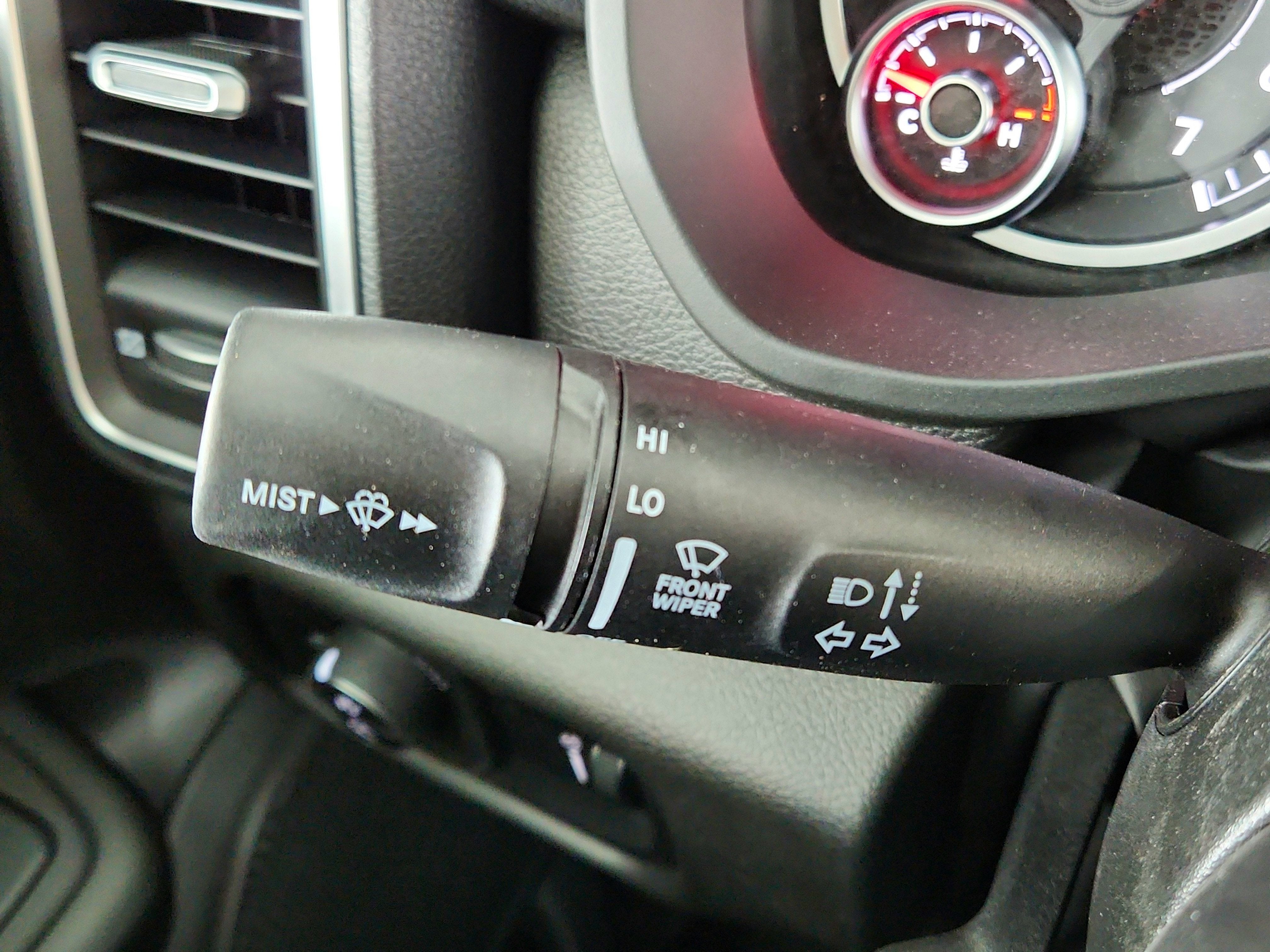 2026 RAM Ram 1500 RAM 1500 BIGHORN/LONESTAR CREW 4X4 (144.5 IN WB 5 FT 7 IN BOX)