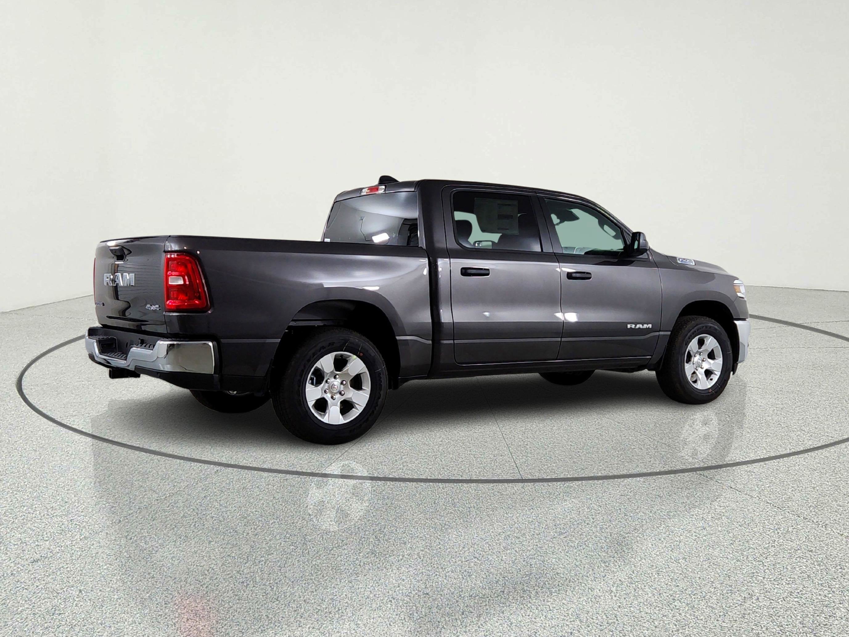 2026 RAM Ram 1500 RAM 1500 BIGHORN/LONESTAR CREW 4X4 (144.5 IN WB 5 FT 7 IN BOX)