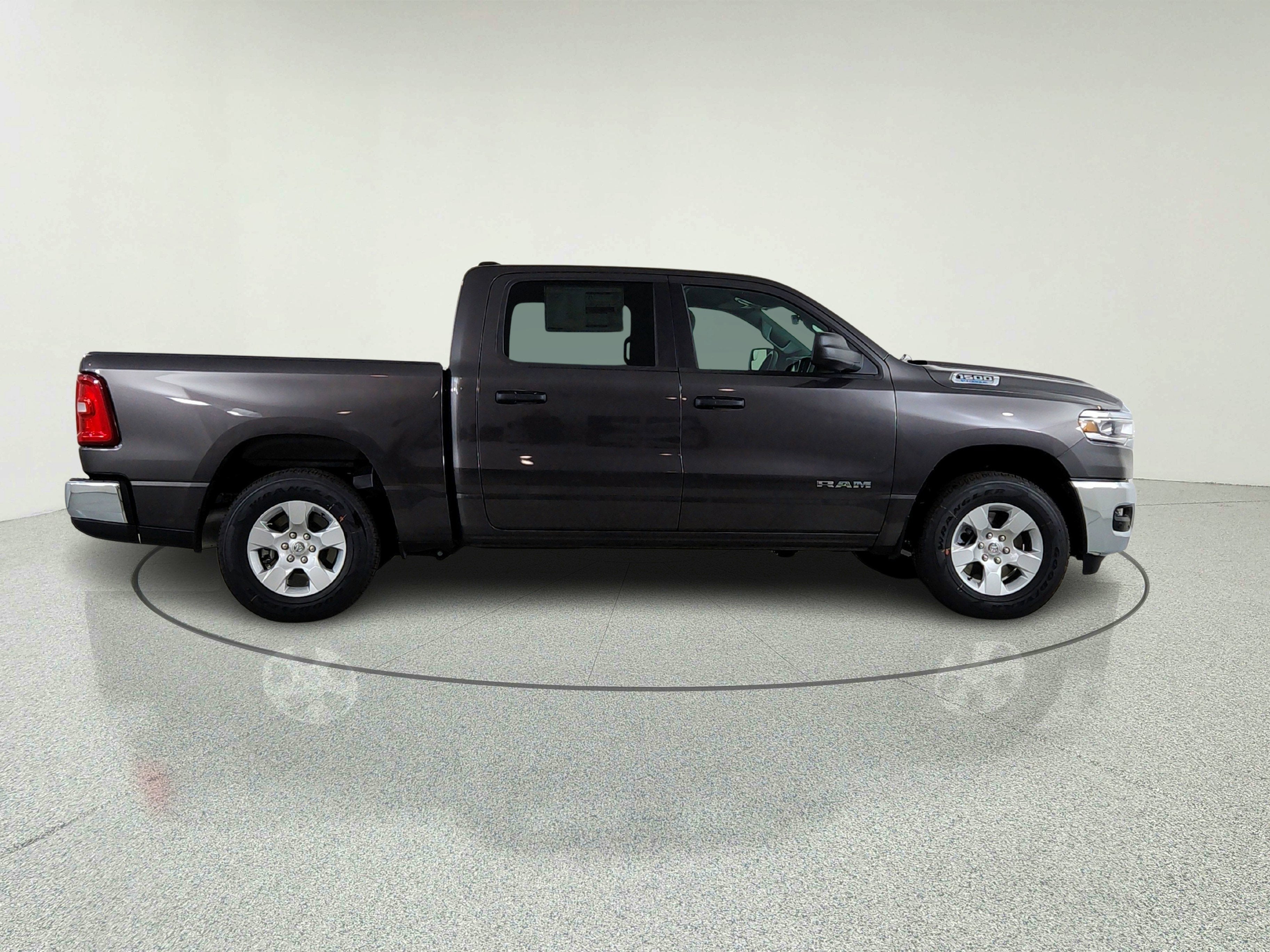 2026 RAM Ram 1500 RAM 1500 BIGHORN/LONESTAR CREW 4X4 (144.5 IN WB 5 FT 7 IN BOX)