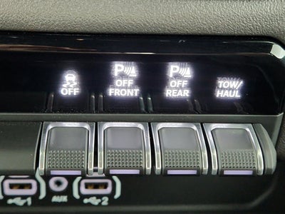 2026 RAM Ram 1500 Express 4x4 Crew Cab 5'7" Box